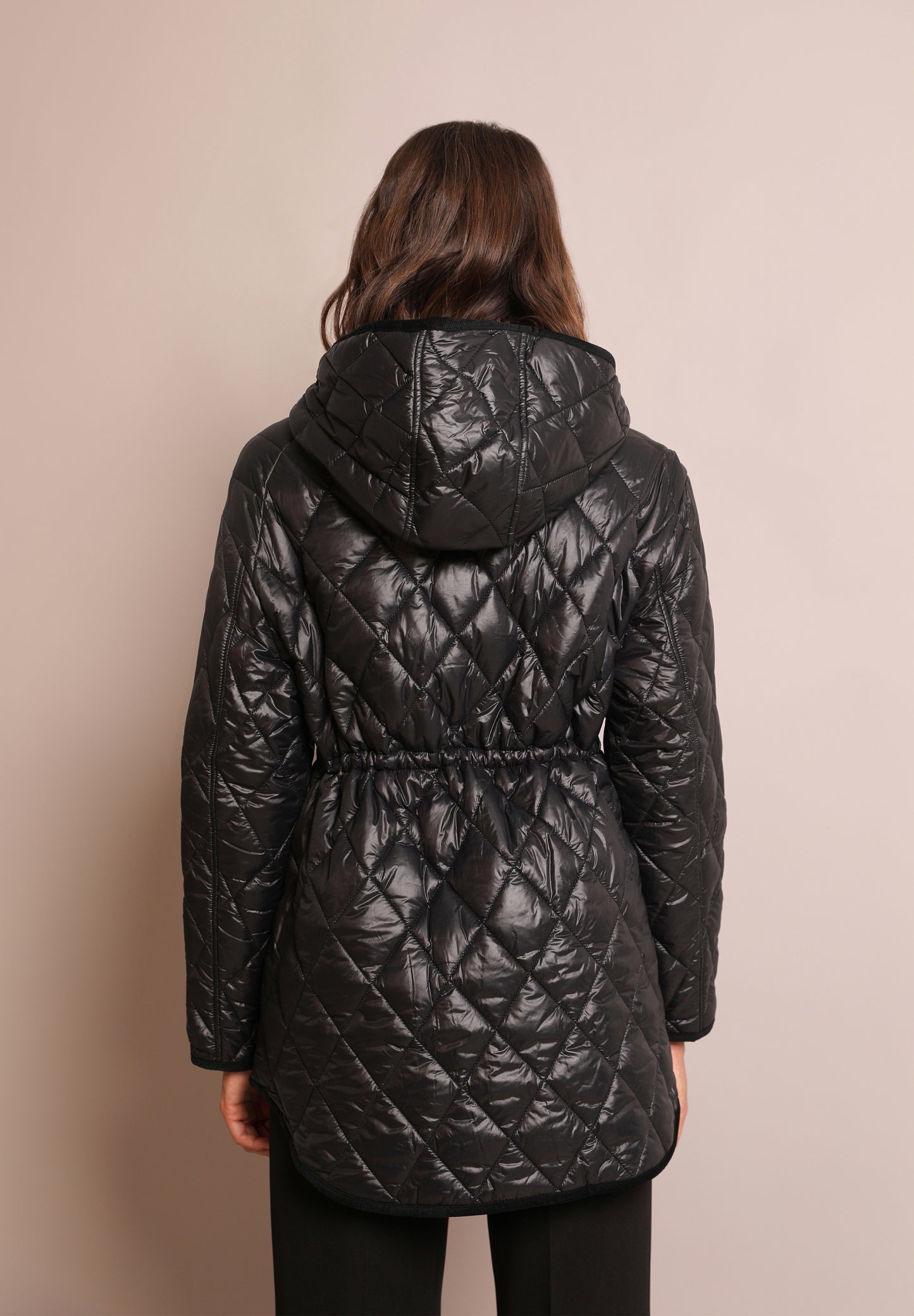 ABRIGO ACOLCHADO CANGURO