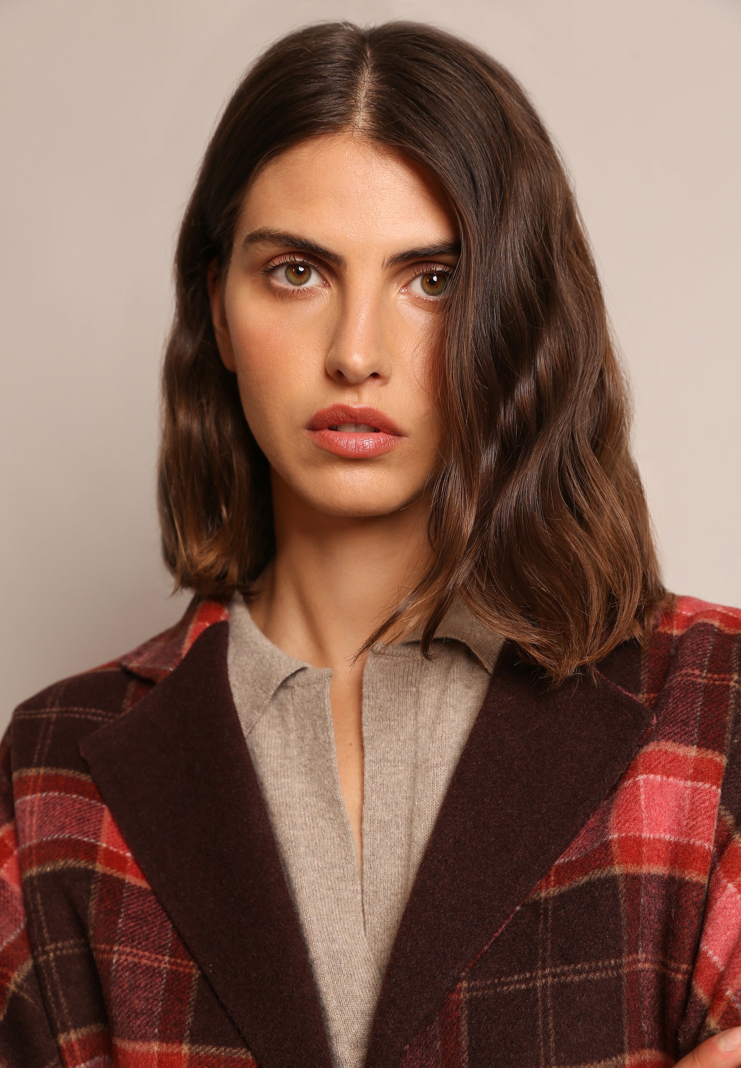 ABRIGO CUADROS LARGO