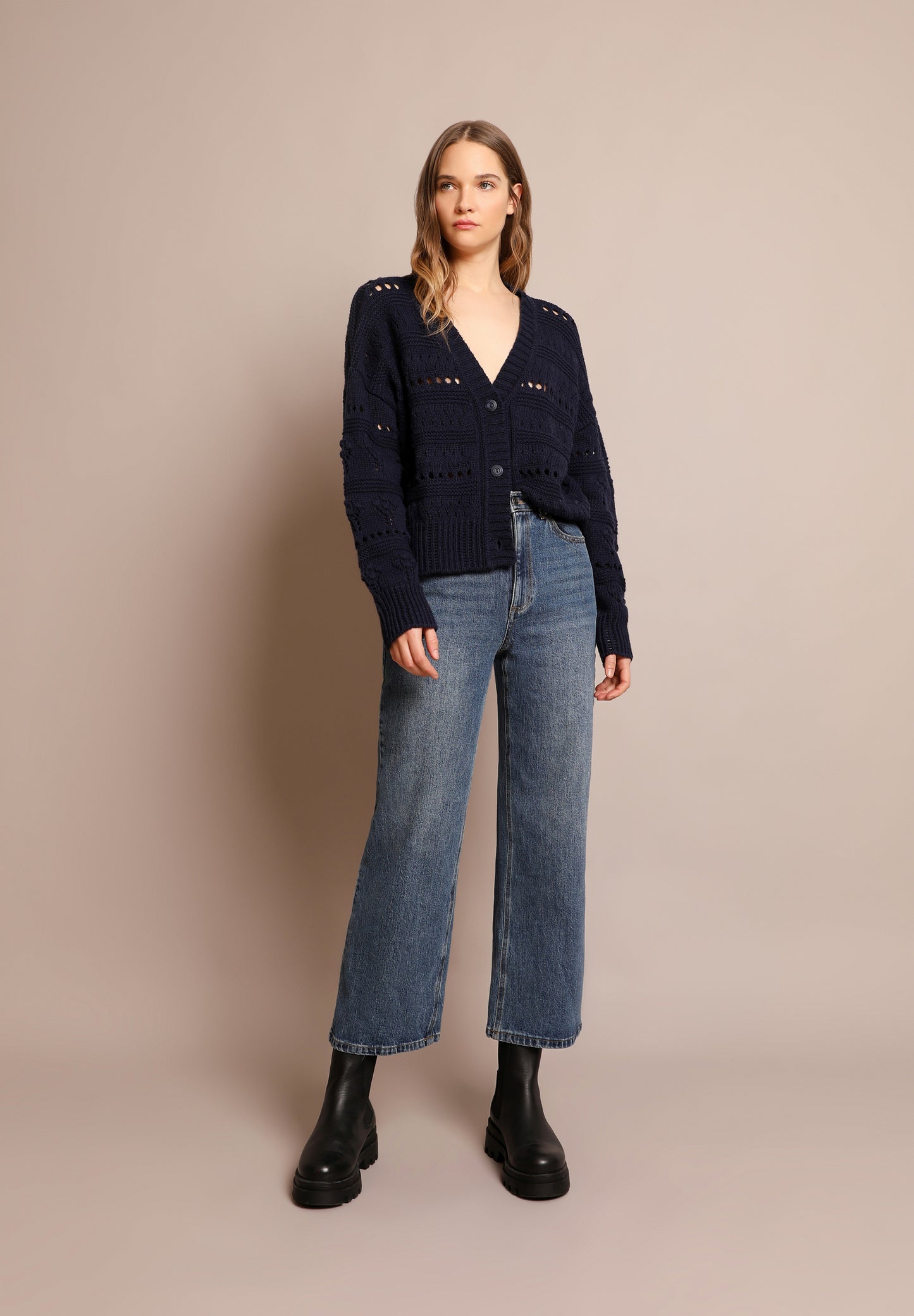 CÁRDIGAN PUNTO CALADOS