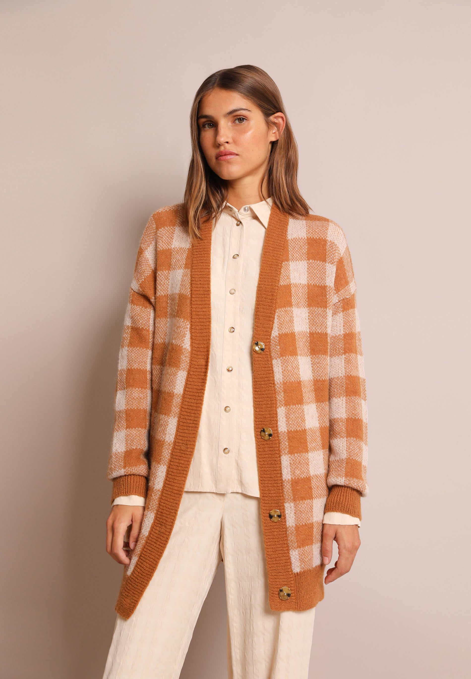 CÁRDIGAN LARGO CUADROS