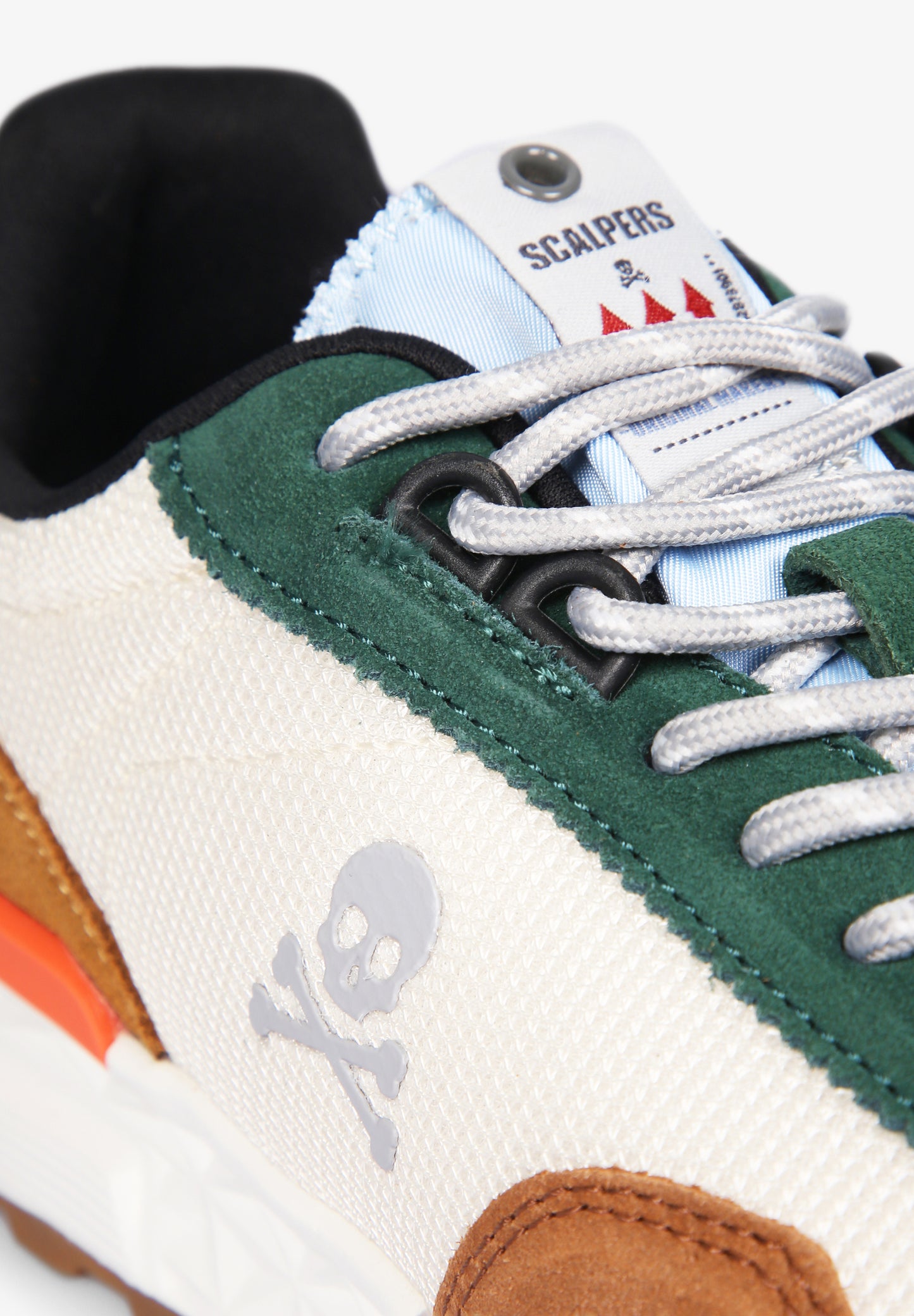 SNEAKERS CALAVERA LATERAL