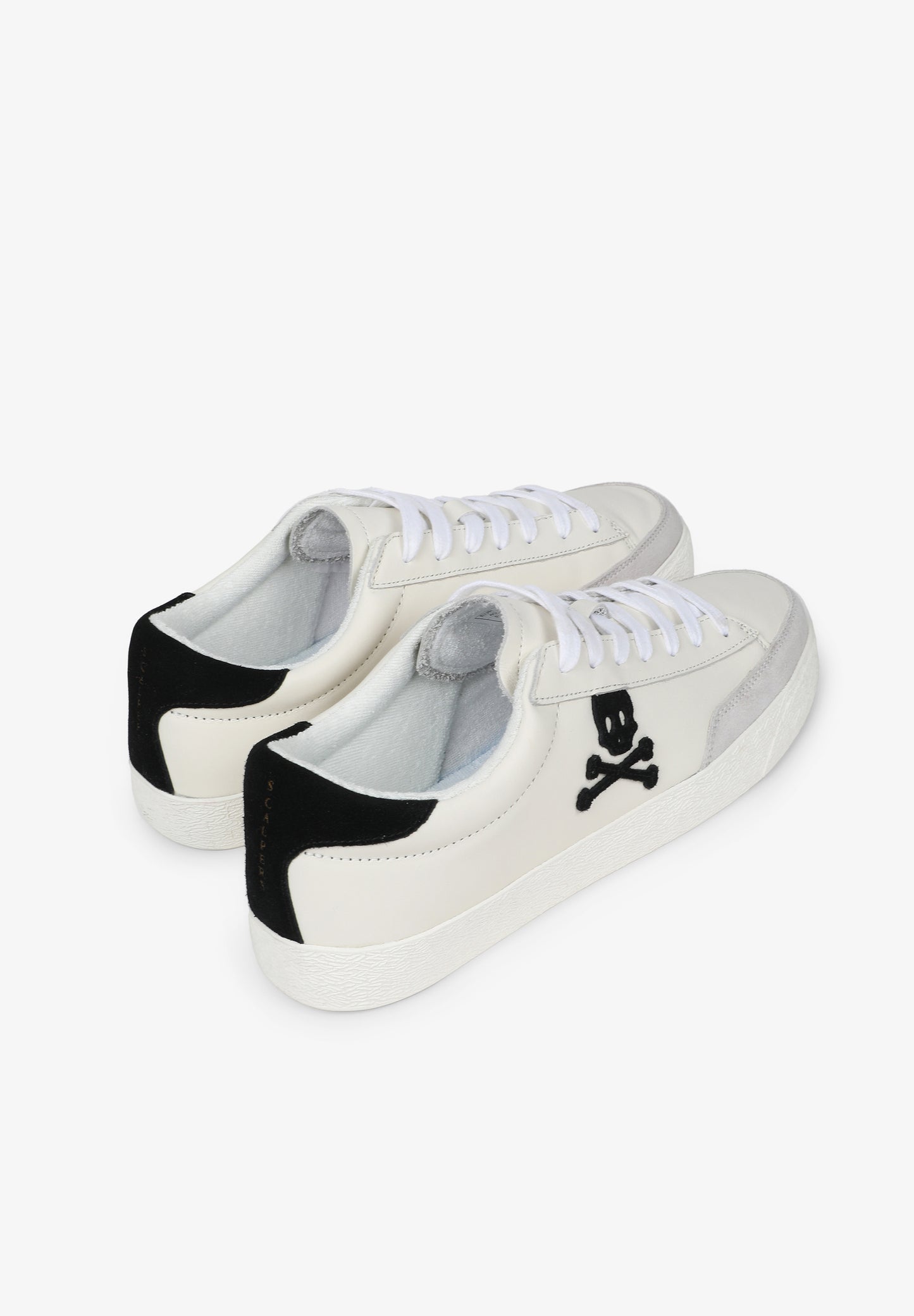 SNEAKERS BAJAS CONTRASTE