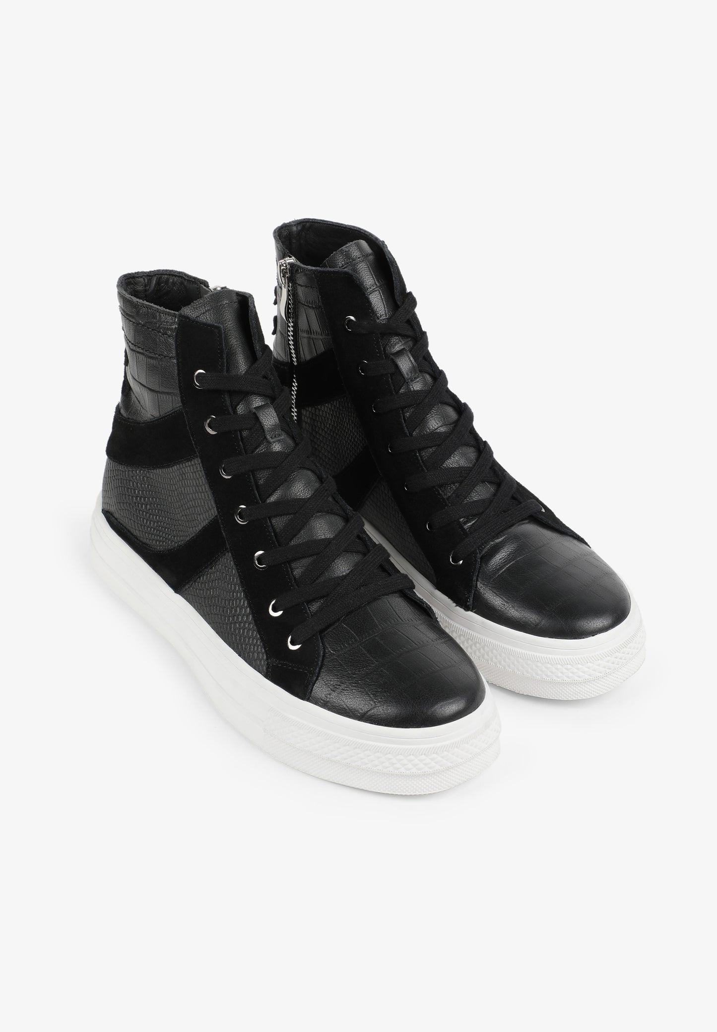 SNEAKERS ALTAS GRABADAS