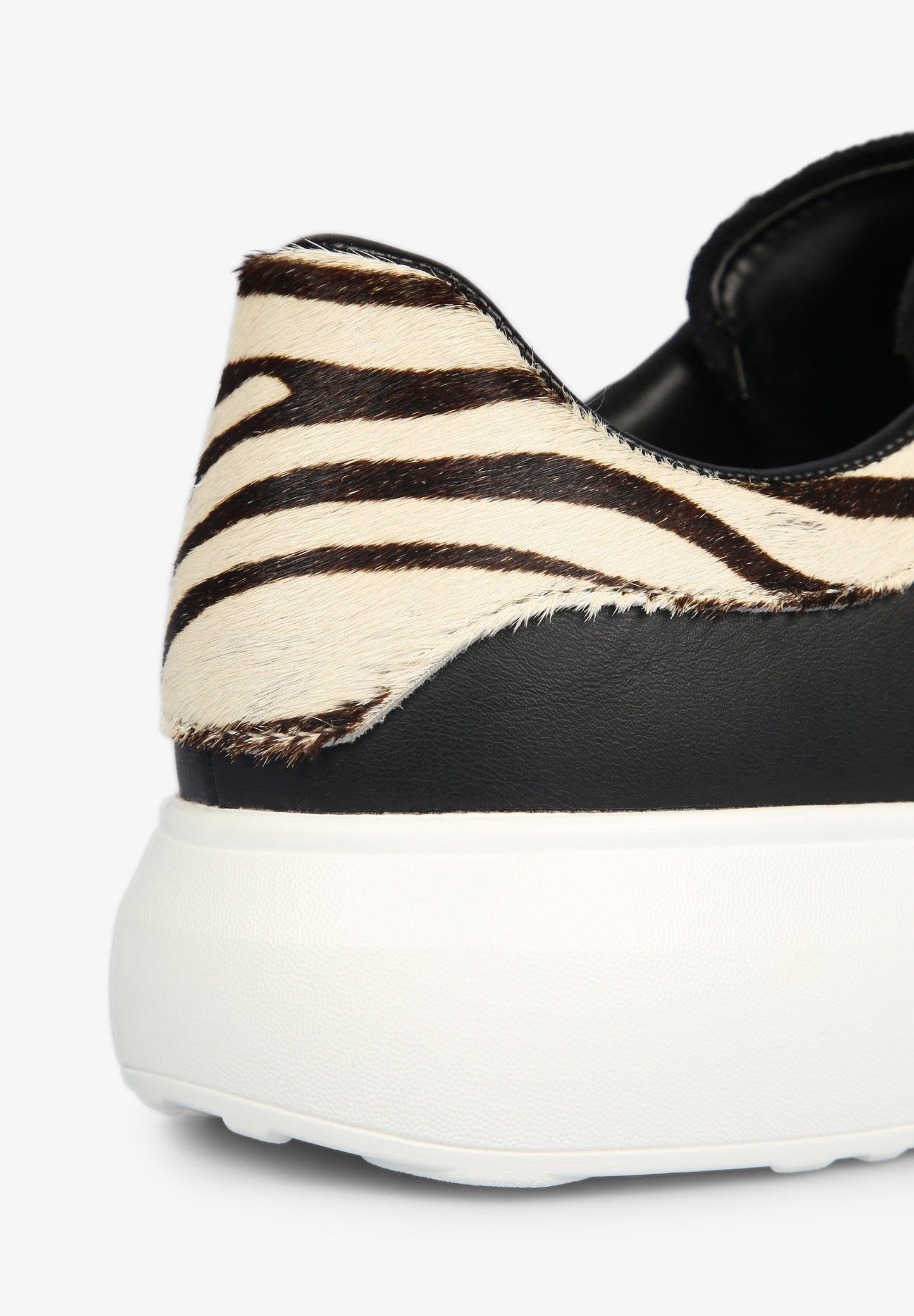 SNEAKERS SUELA ESPECIAL ANIMAL PRINT