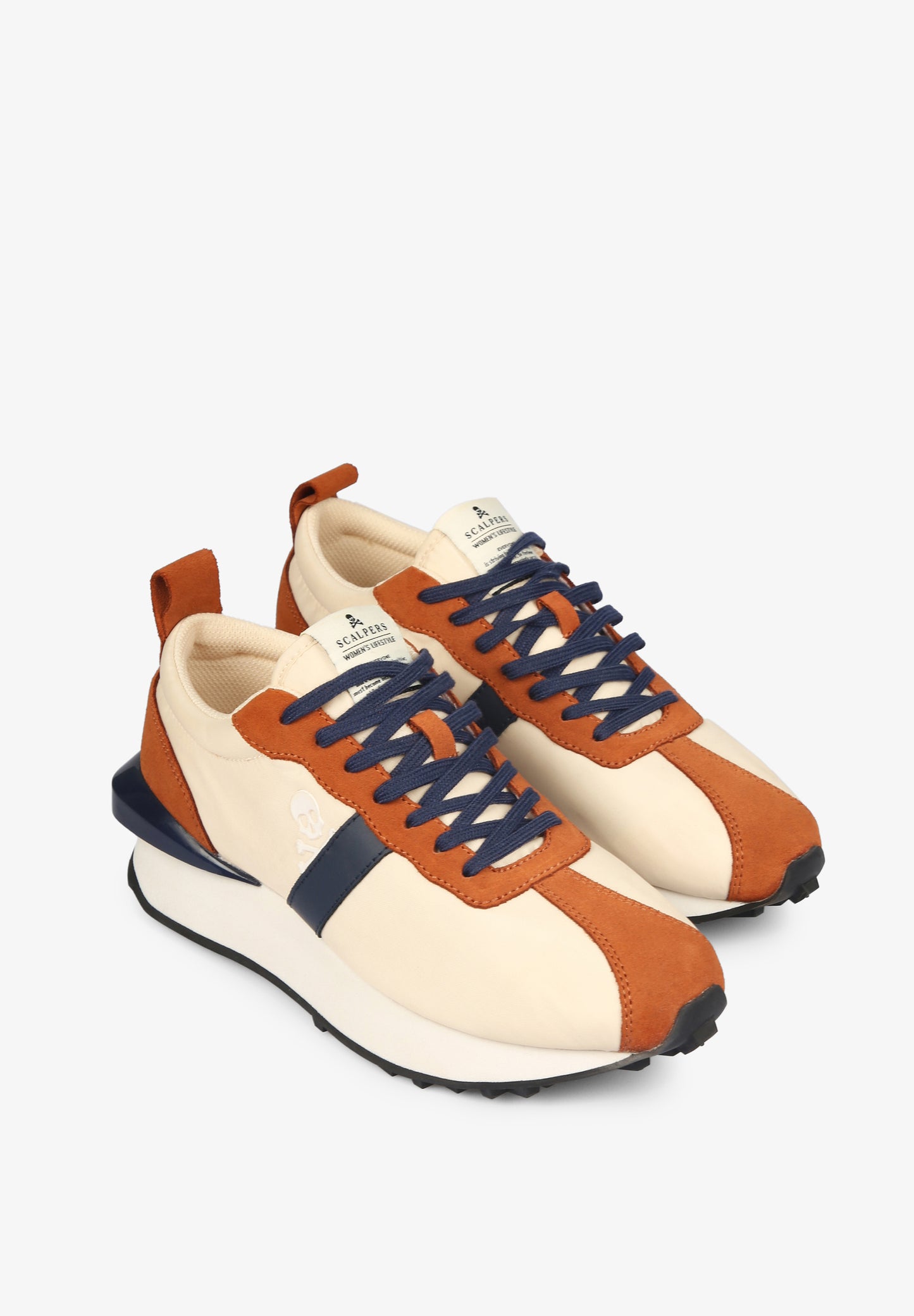 SNEAKERS ESTABILIZADOR PRONUNCIADO