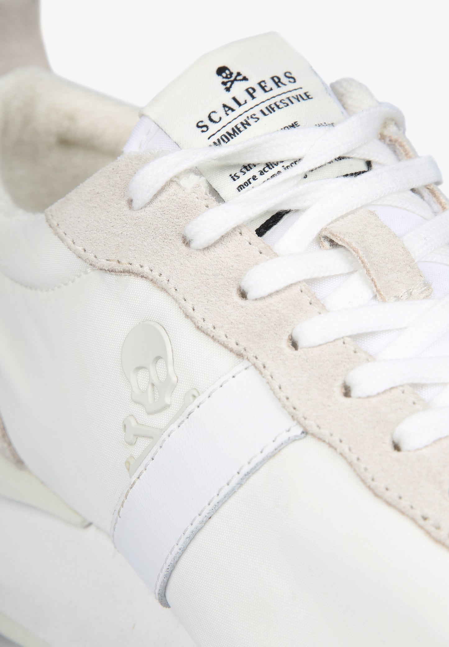 SNEAKERS ESTABILIZADOR PRONUNCIADO