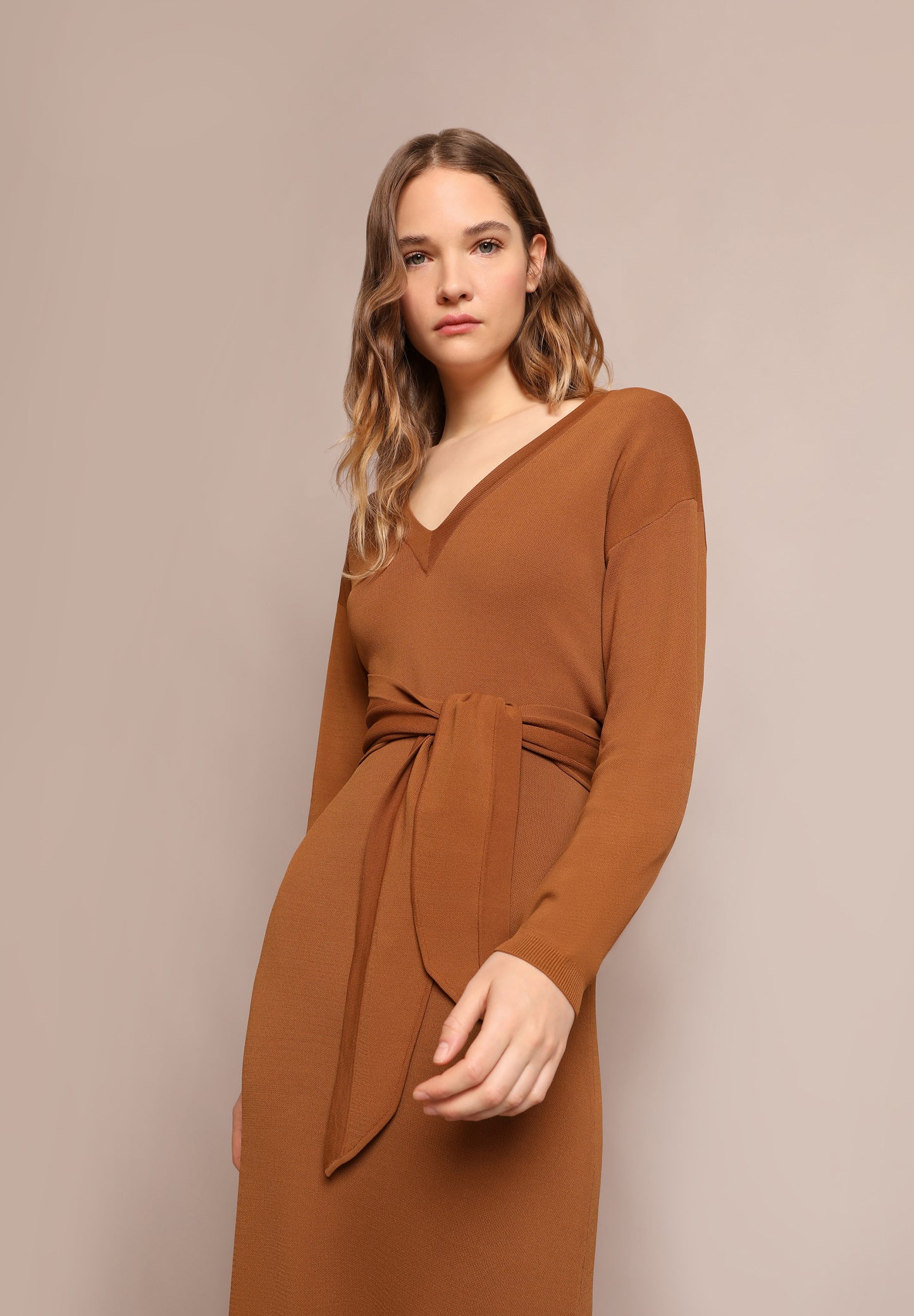 VESTIDO PUNTO LAZADA