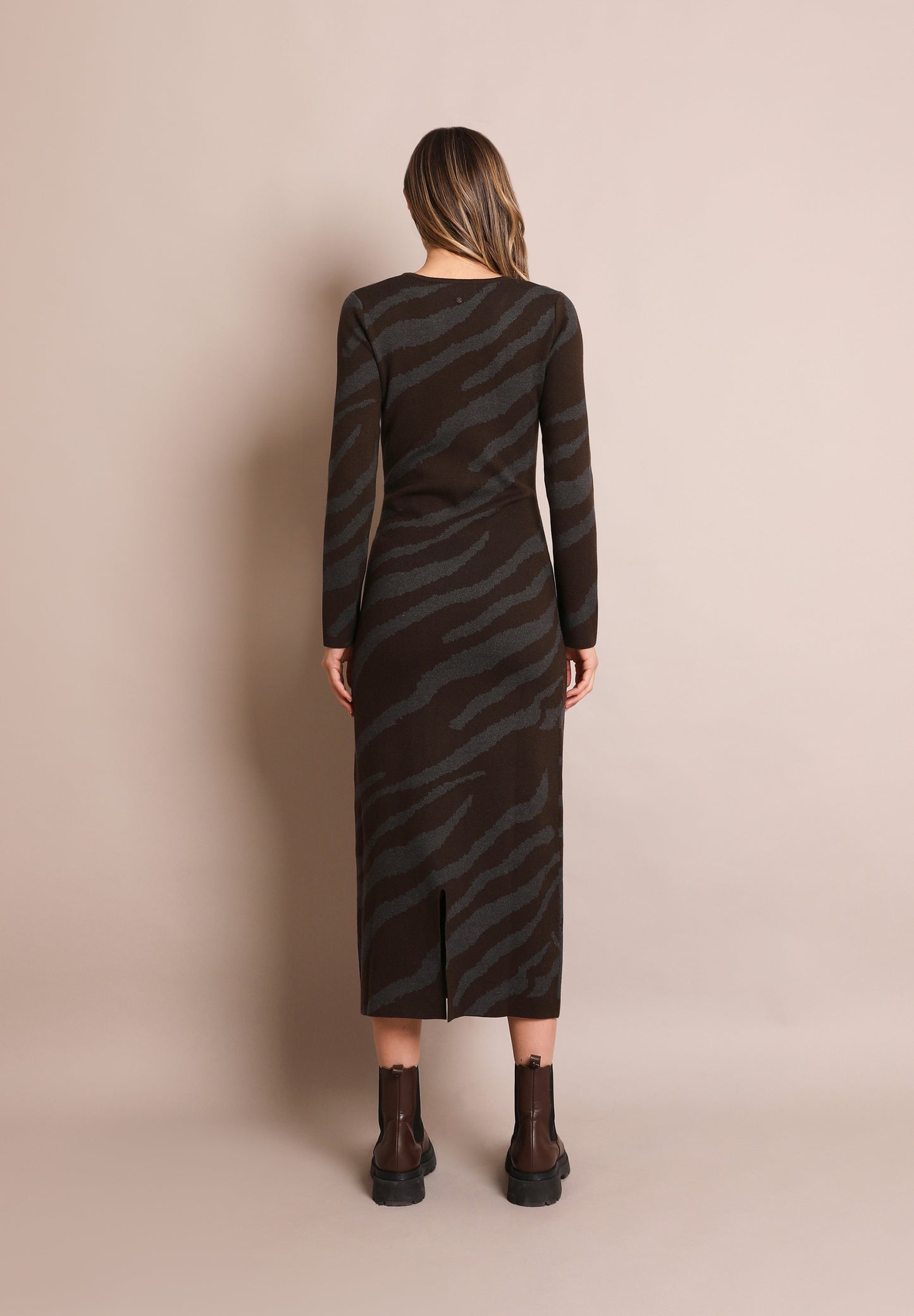 VESTIDO MIDI PUNTO ANIMAL PRINT