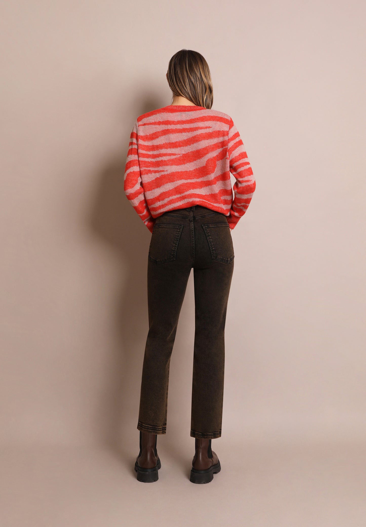 PANTALÓN FLARE ABOTONADO