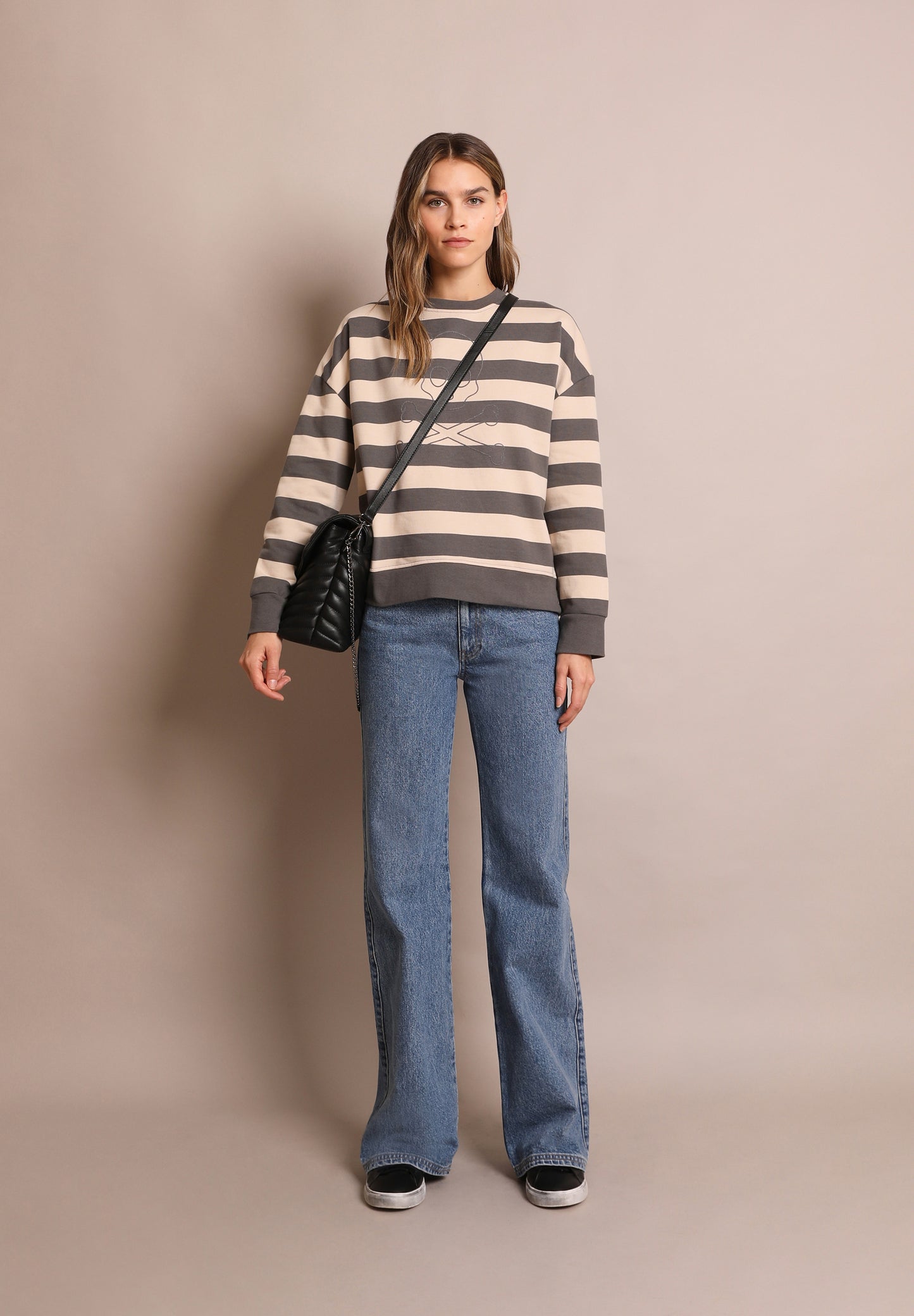 SUDADERA RAYAS CALAVERA