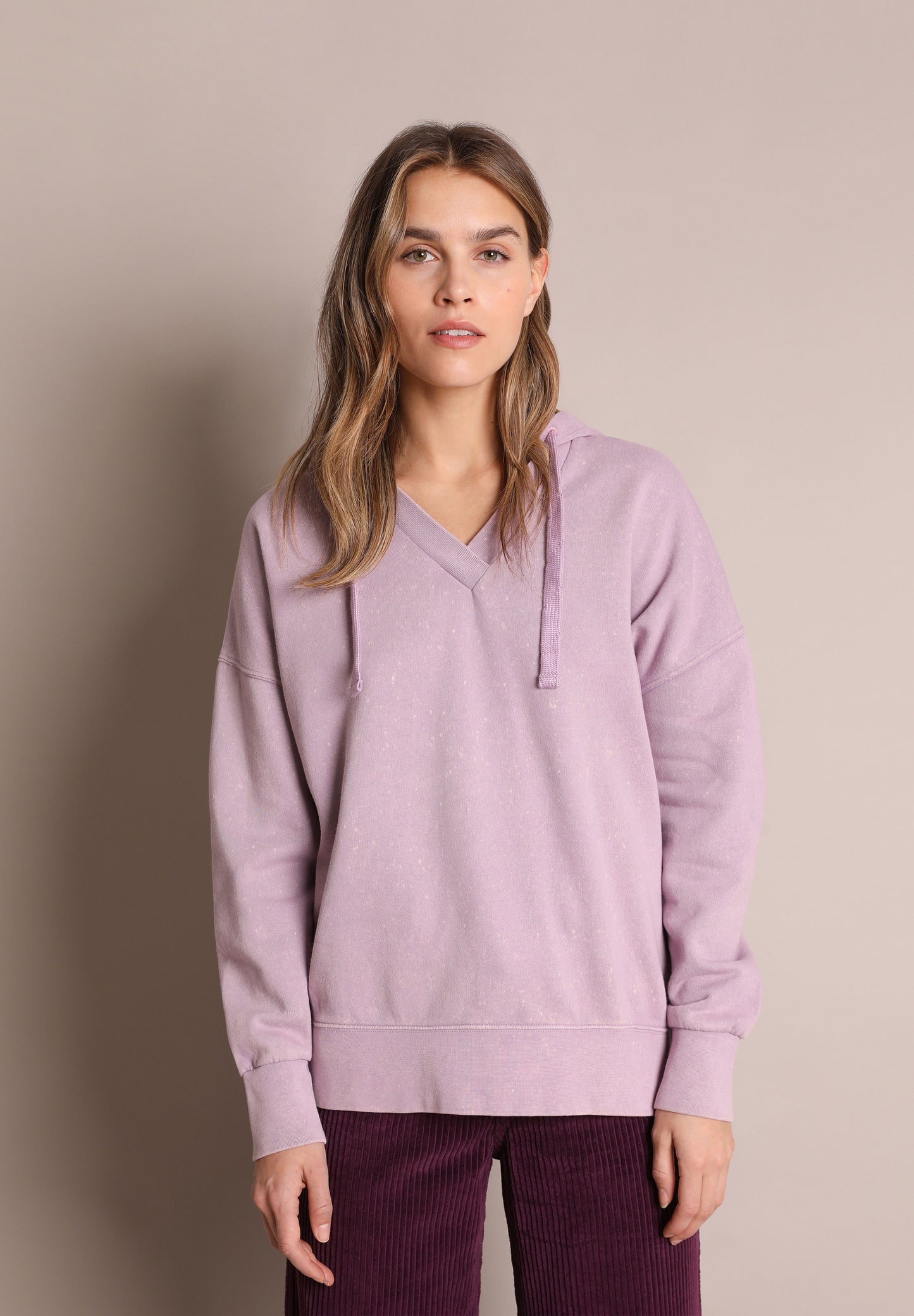 SUDADERA CAPUCHA CALAVERA TRASERA