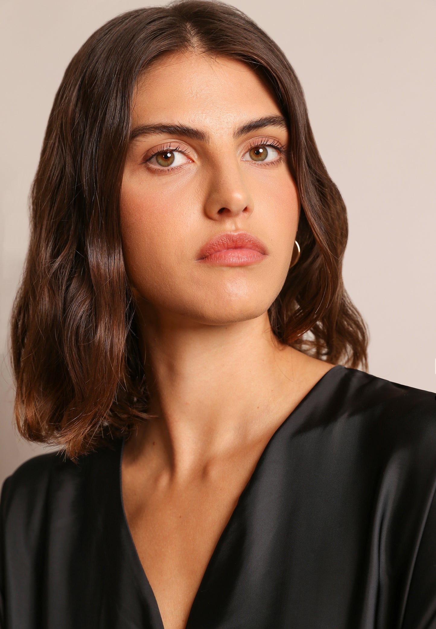 VESTIDO MINI SATINADO