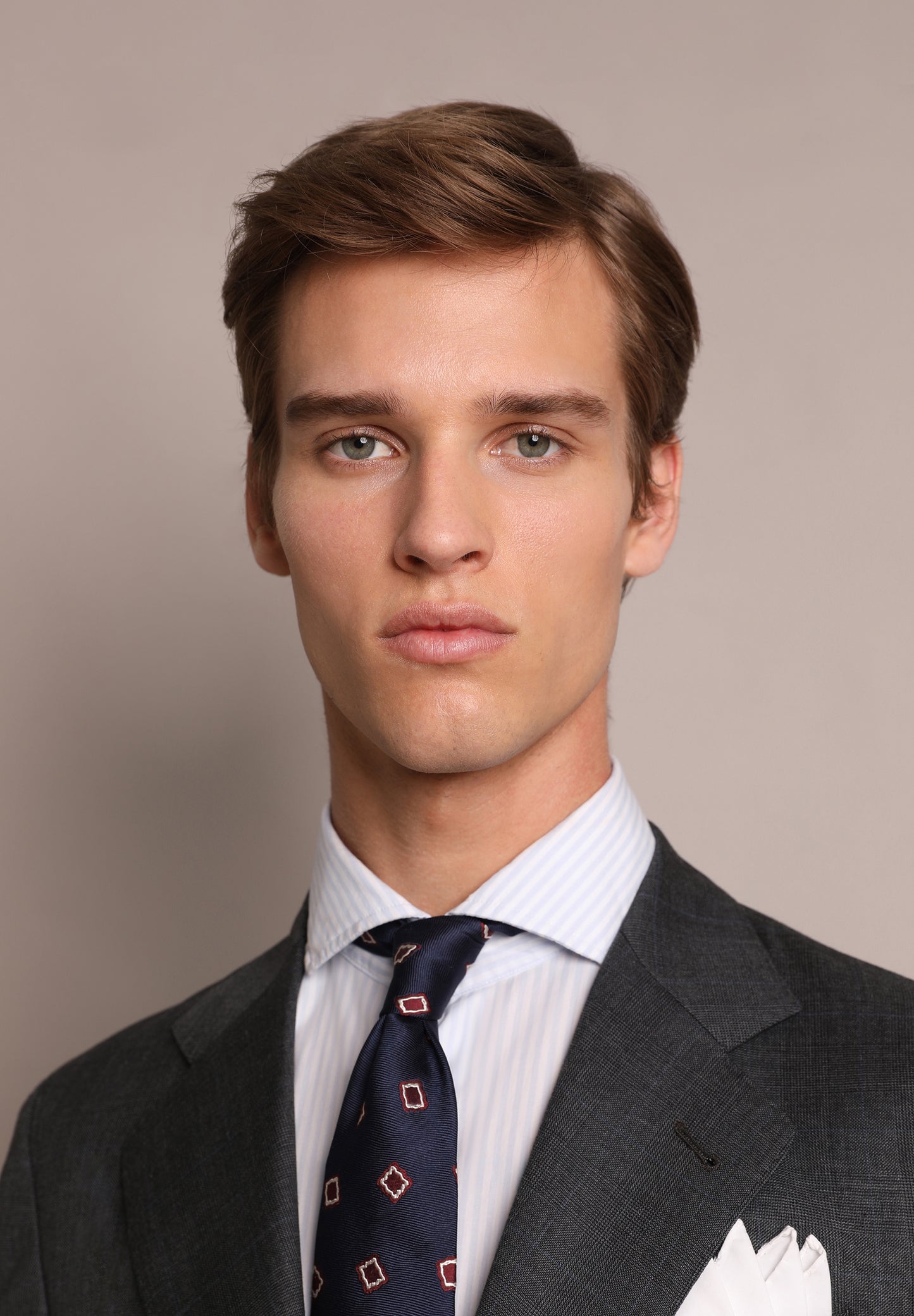 TRAJE LANA GRIS PRÍNCIPE DE GALES