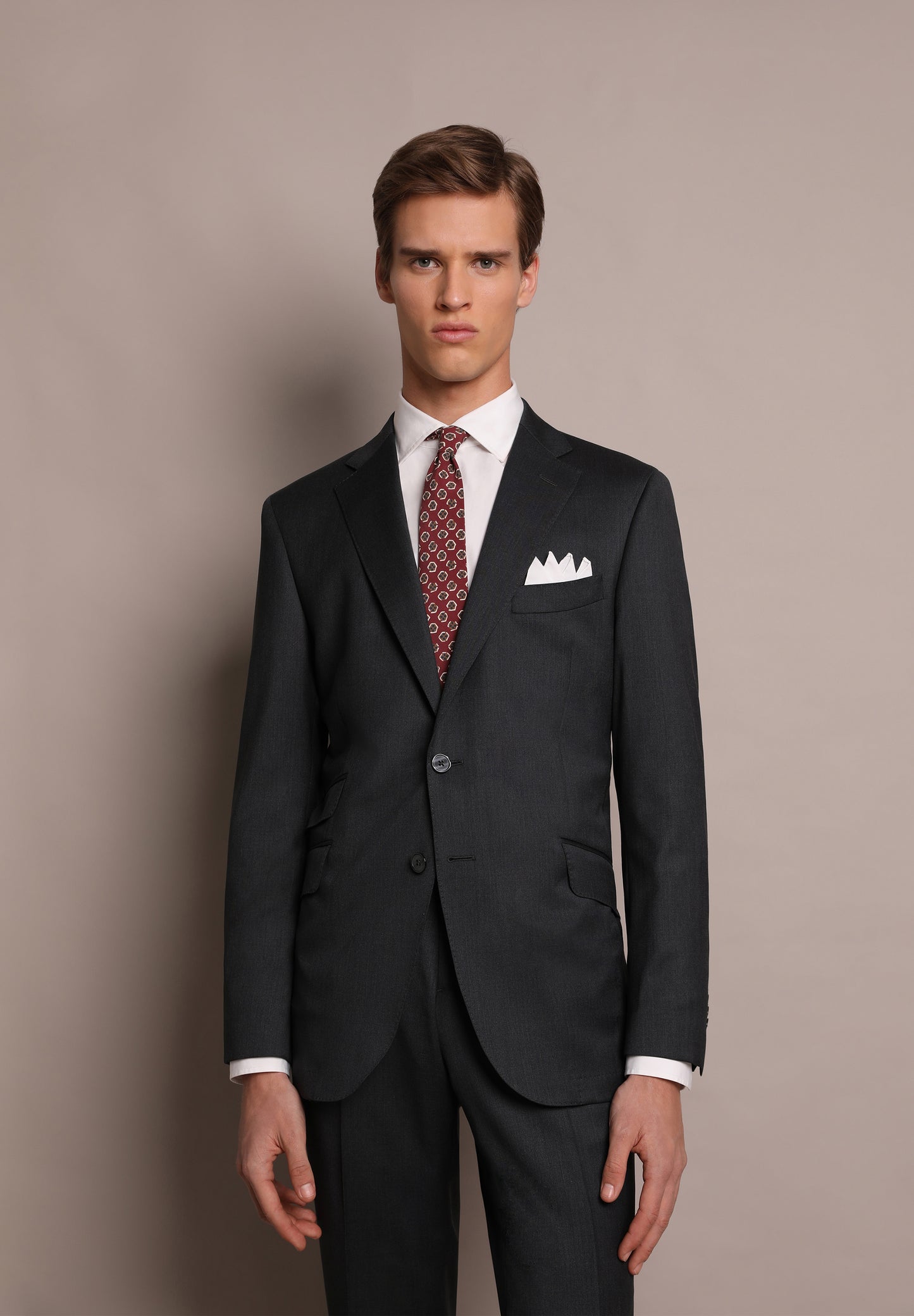 TRAJE LANA GRIS CLÁSICO