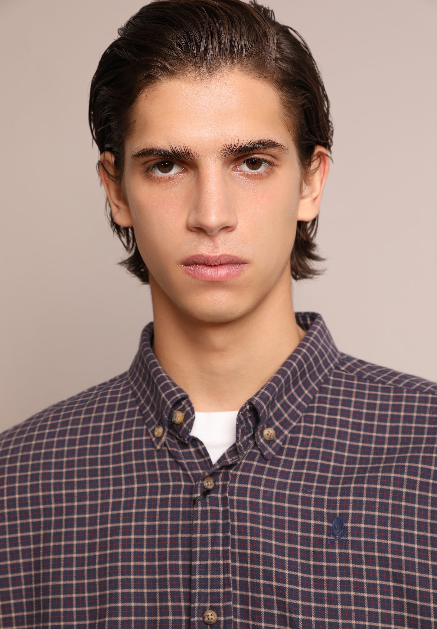 CAMISA CUADROS CUELLO BOTONES