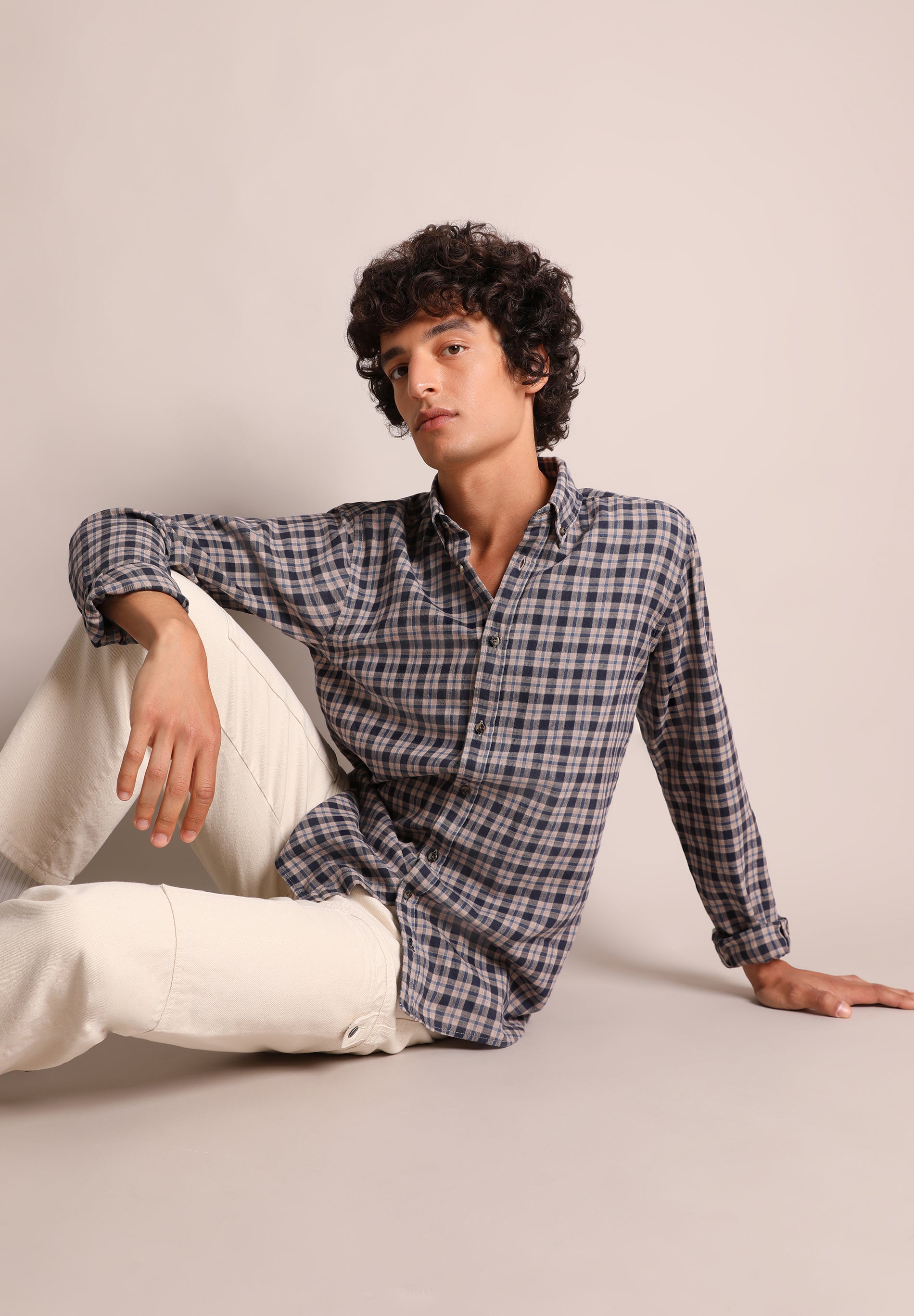 CAMISA CUADROS CUELLO BOTONES