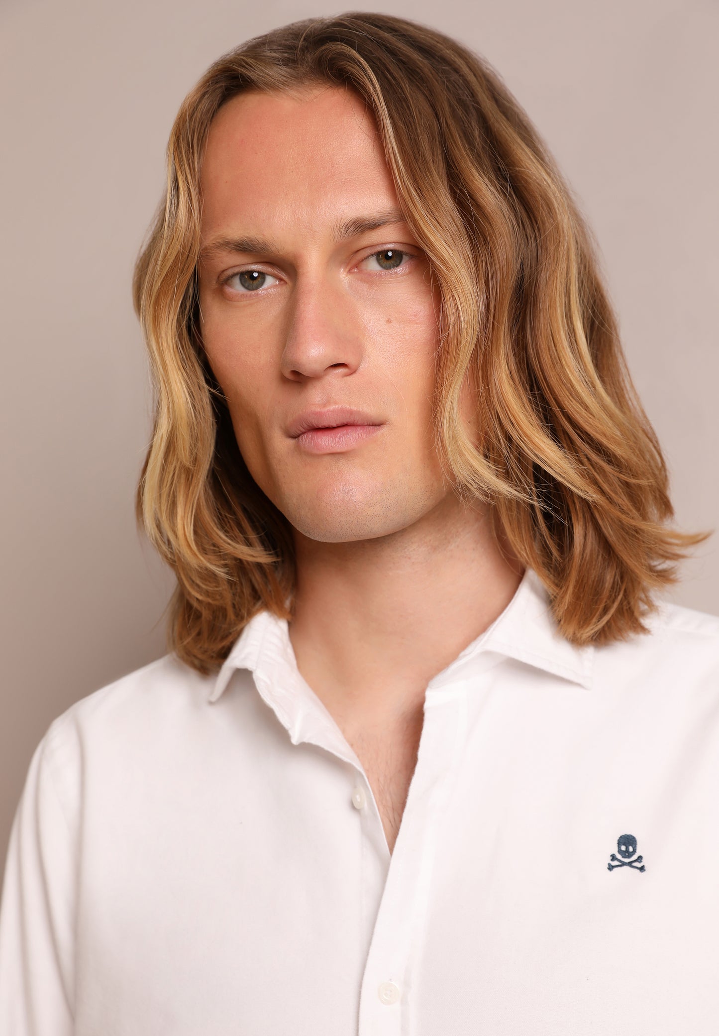 CAMISA OXFORD CALAVERA CONTRASTE