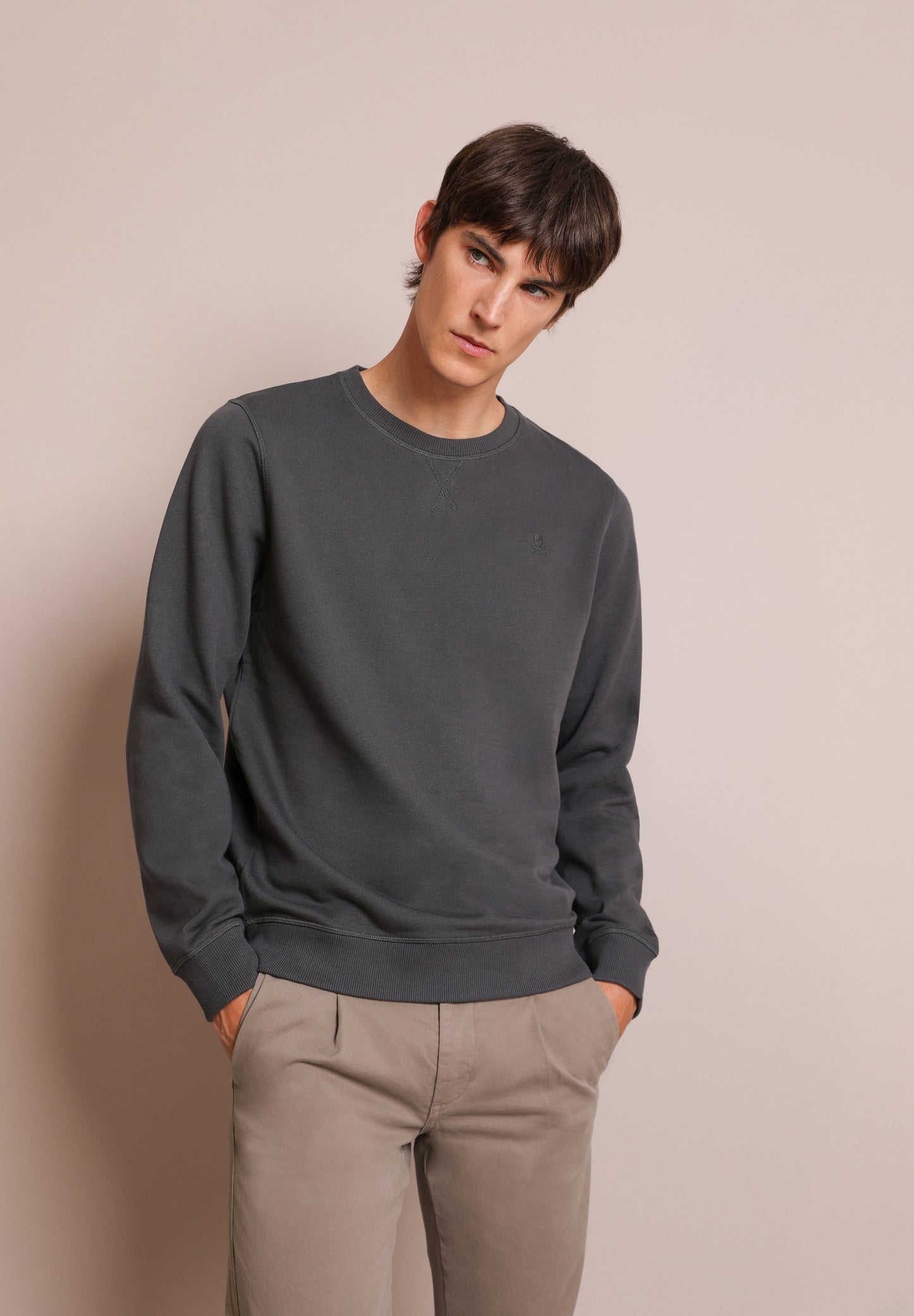 SUDADERA BÁSICA CALAVERA