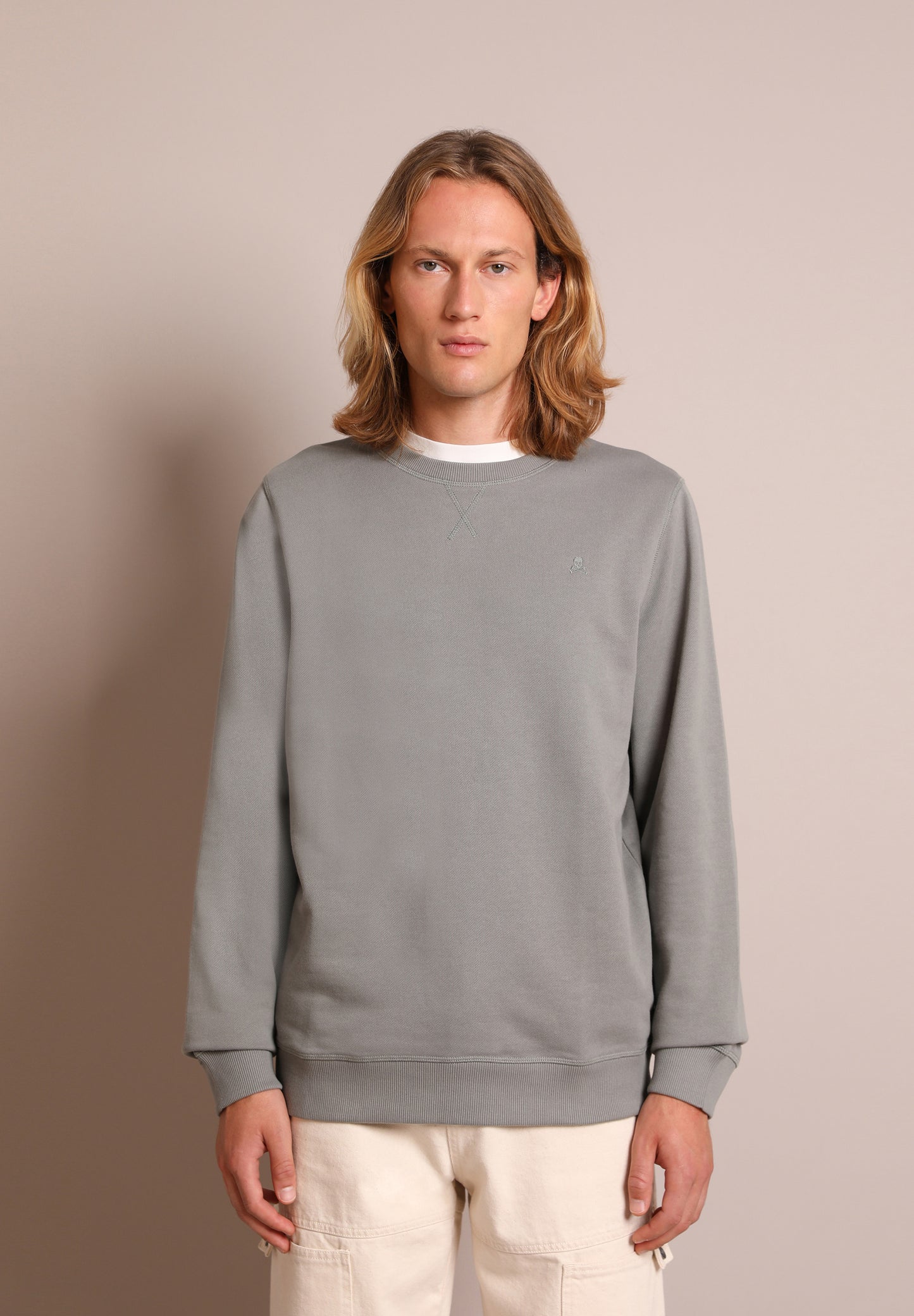 SUDADERA BÁSICA CALAVERA