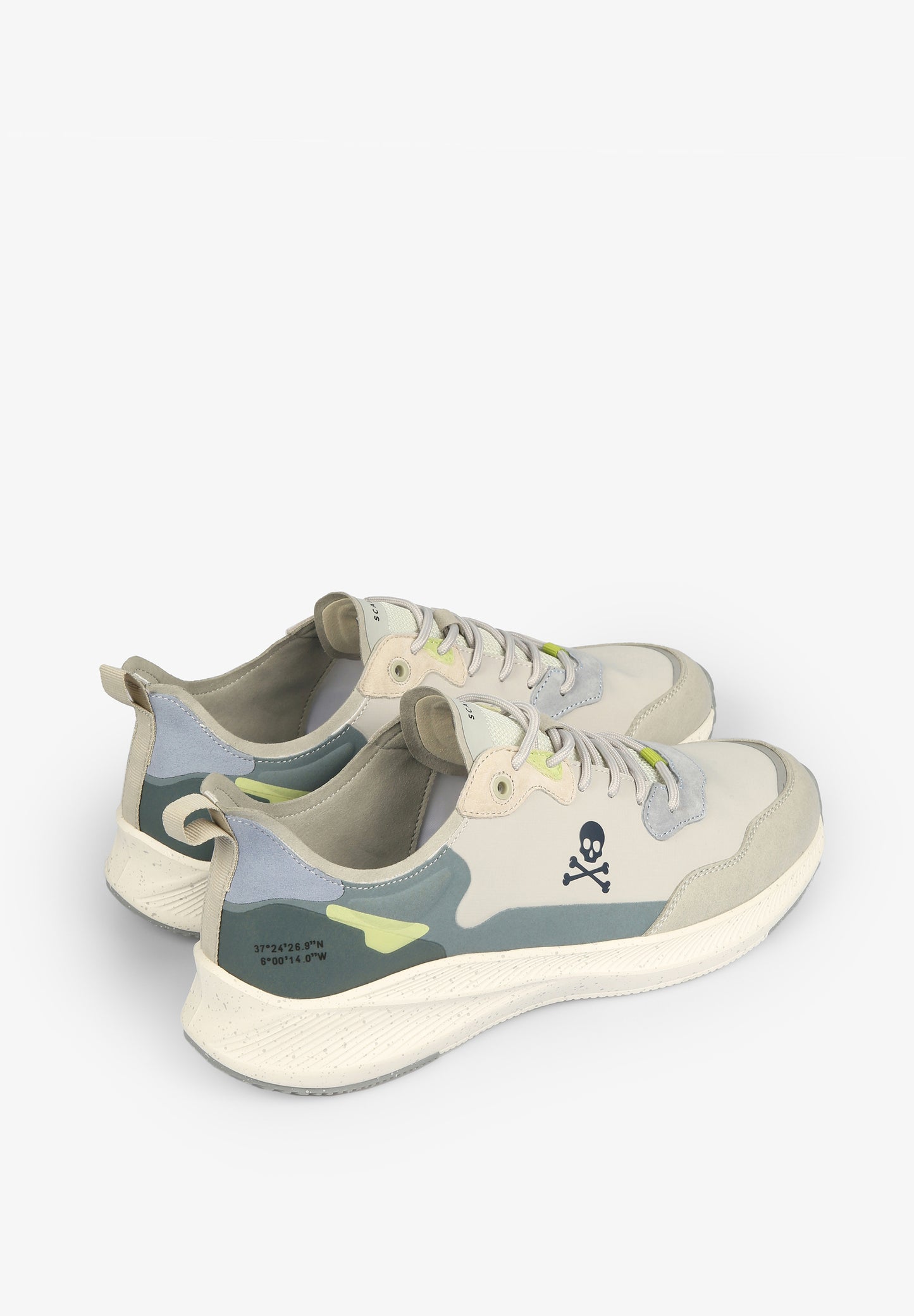 SNEAKERS TRAIL LIGERA