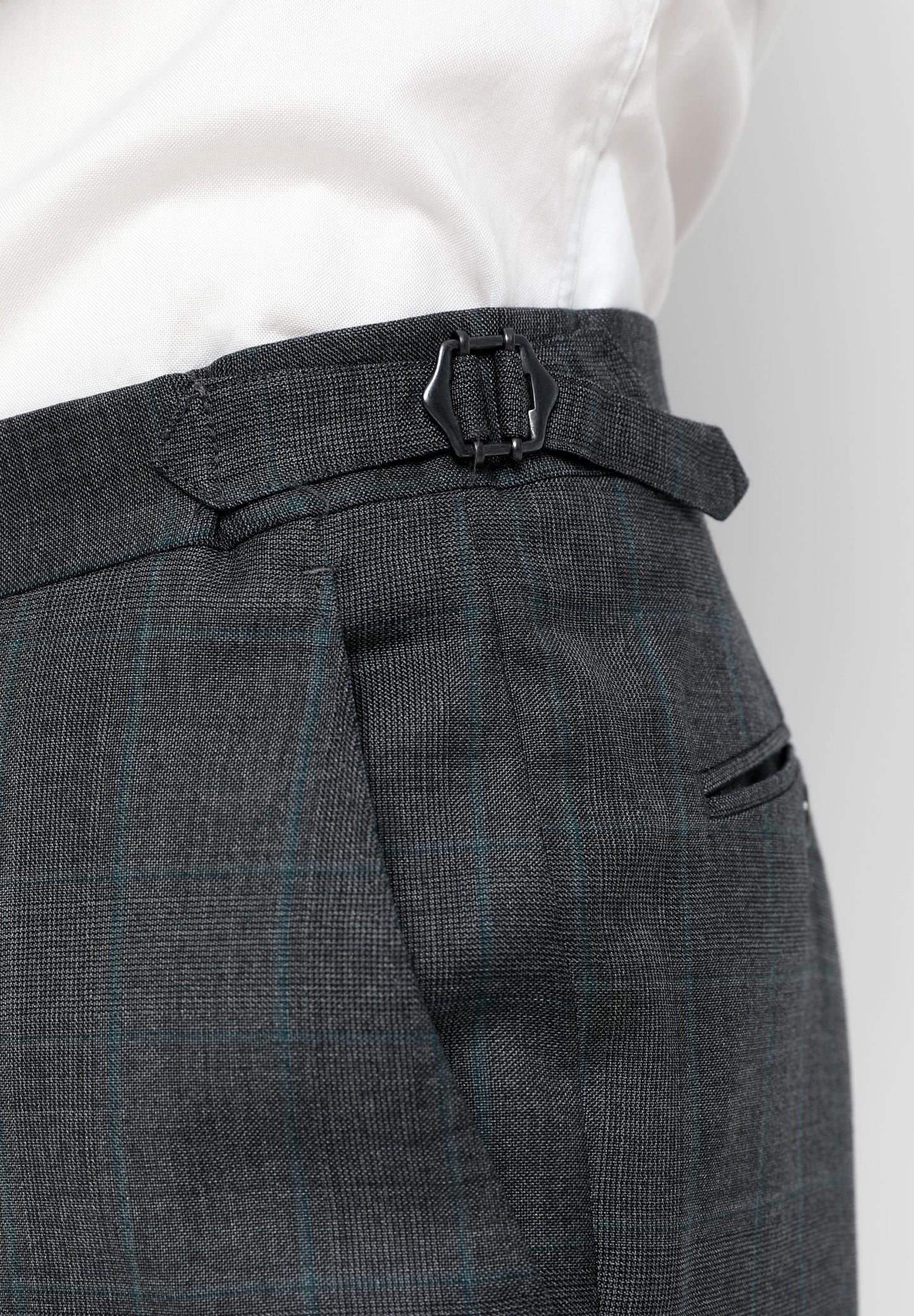 TRAJE PREMIUM GRIS PRINCIPE DE GALES