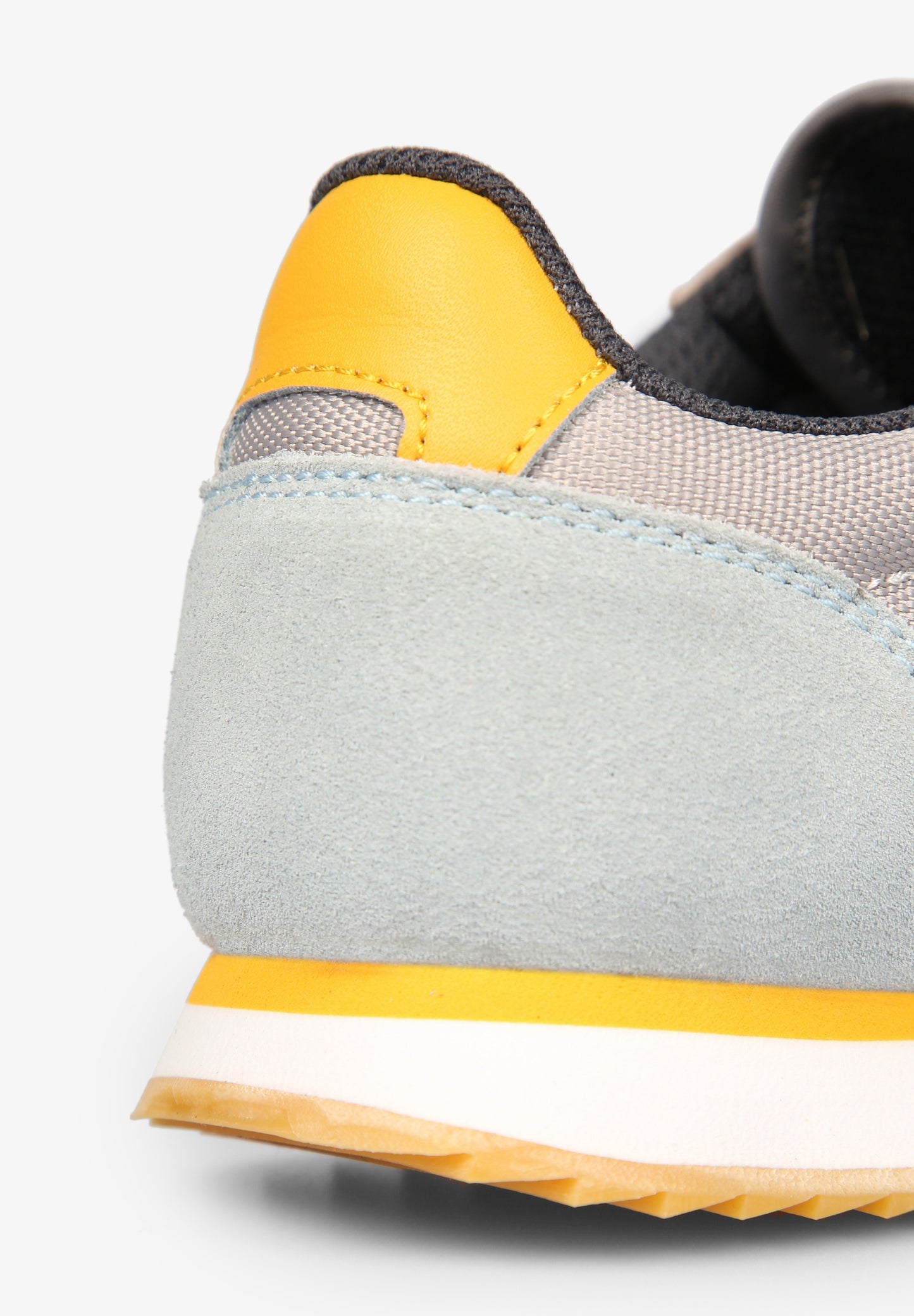 SNEAKERS CALAVERA INSIGNIA