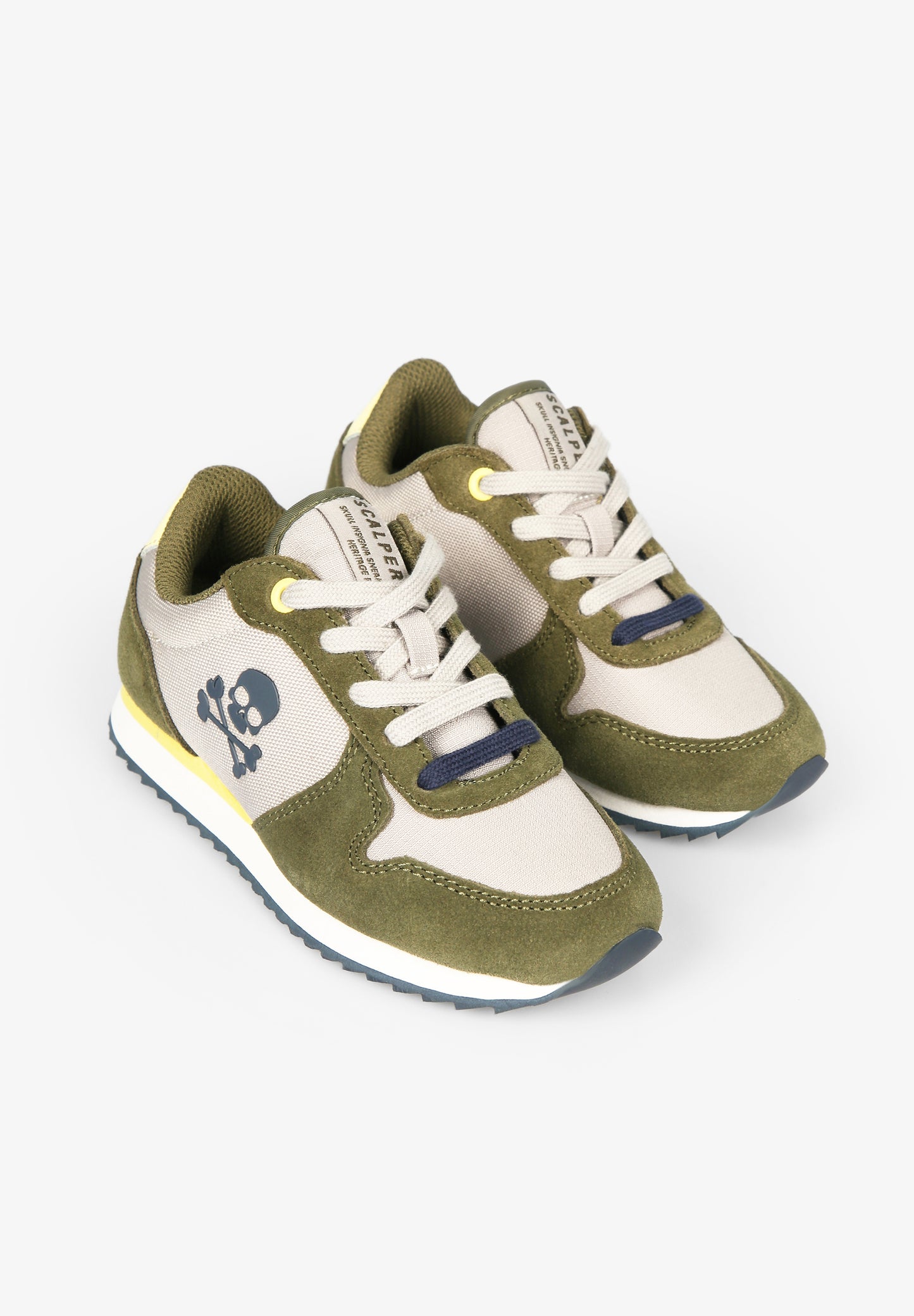 SNEAKERS CALAVERA INSIGNIA