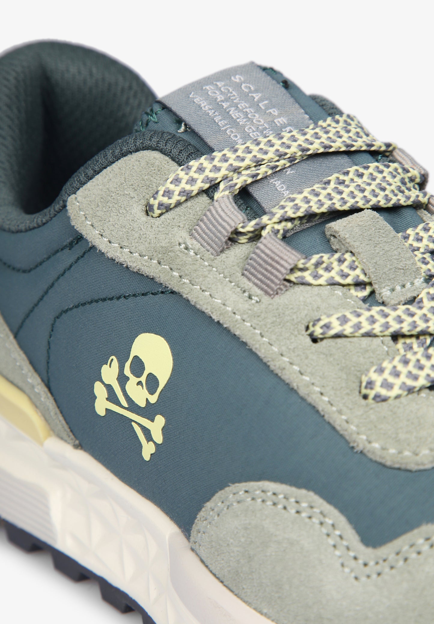 SNEAKERS CALAVERA LATERAL