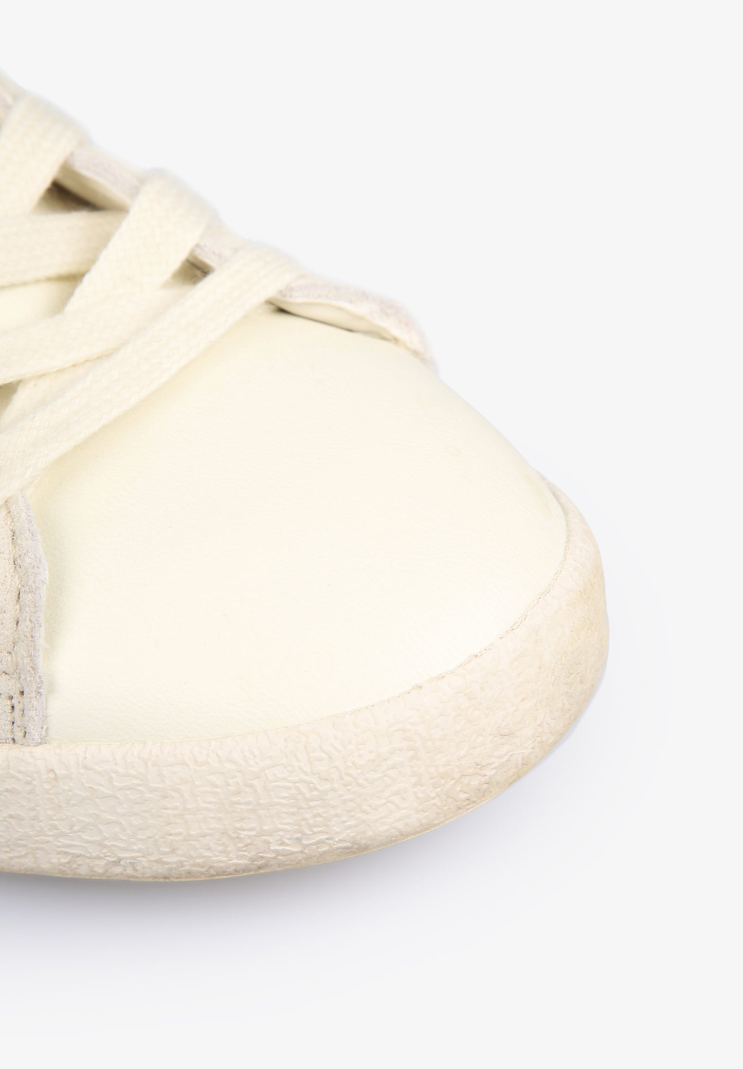 SNEAKERS BAJAS DETALLE CONTRASTE