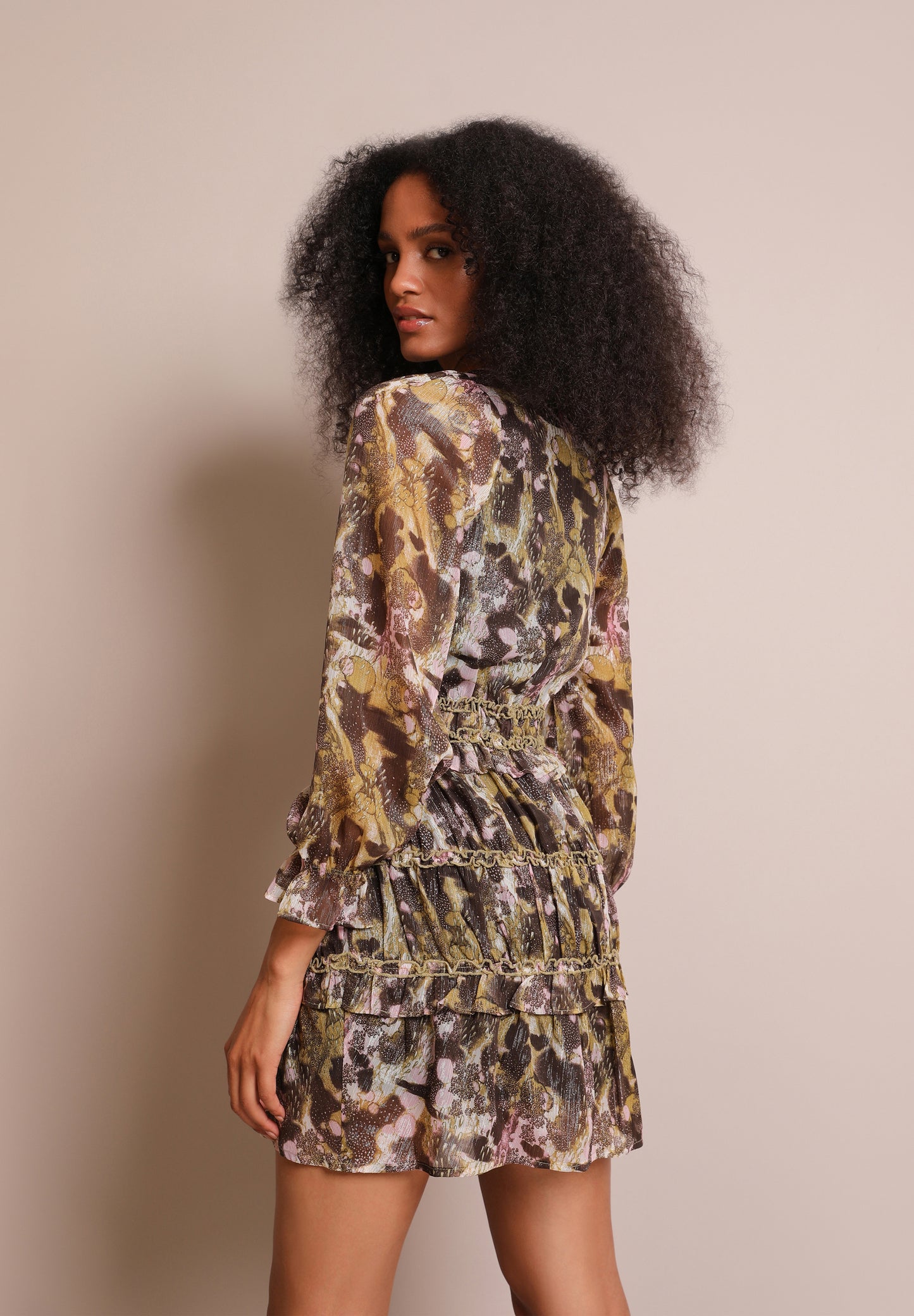 VESTIDO MINI VOLANTES