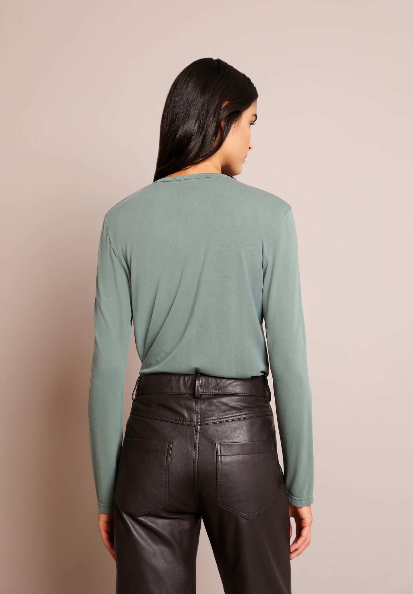 CAMISETA CRUZADA ABERTURA