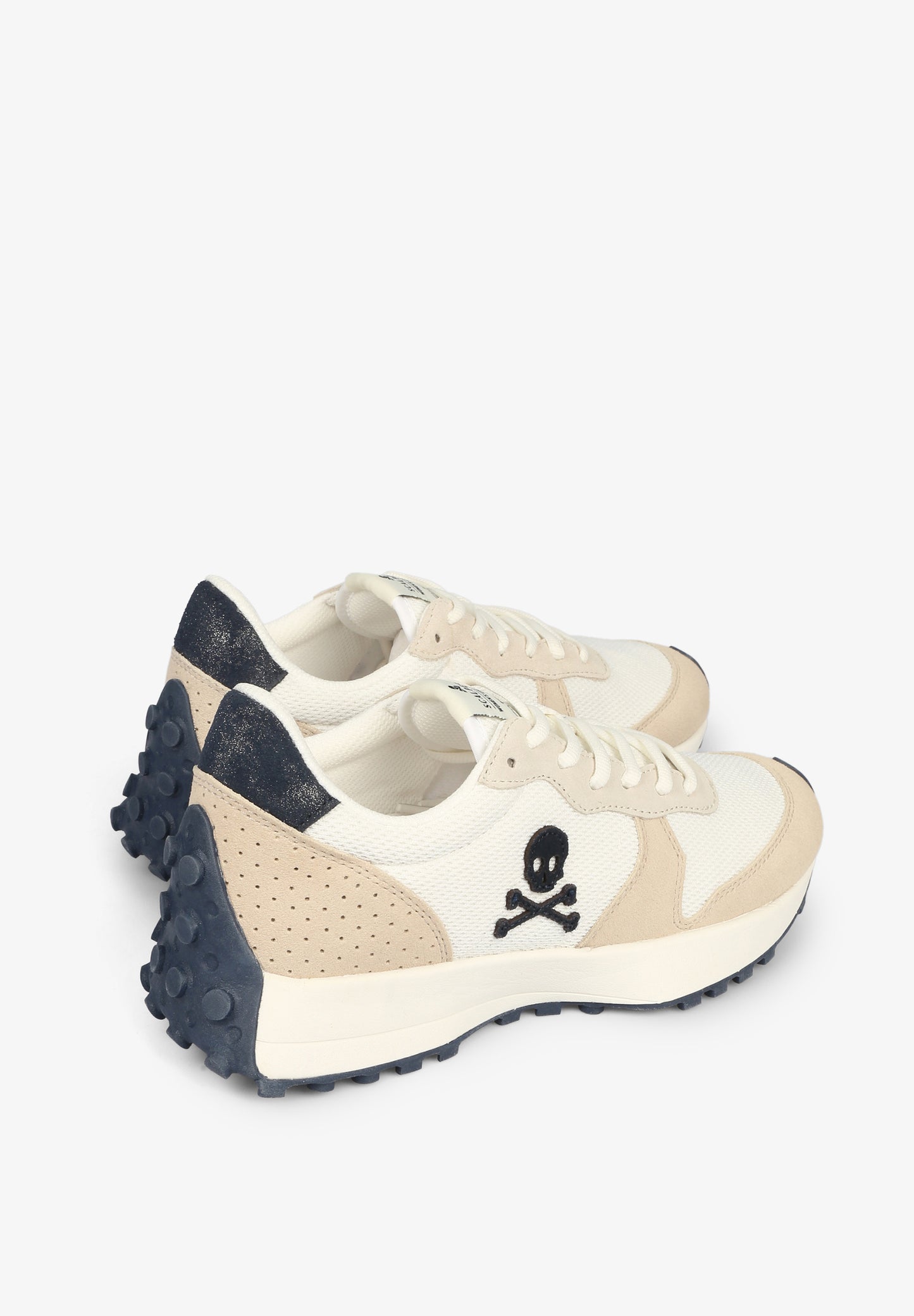 SNEAKERS CALAVERA INSIGNIA