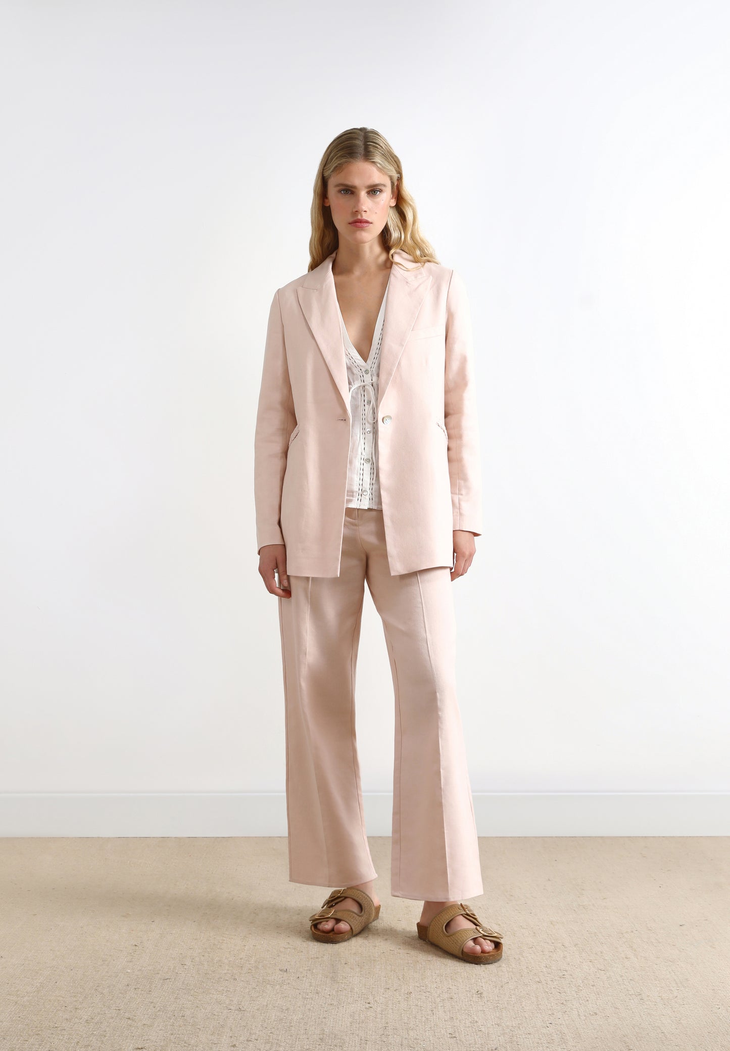 PANTALÓN LINO DETALLES TRENZADOS