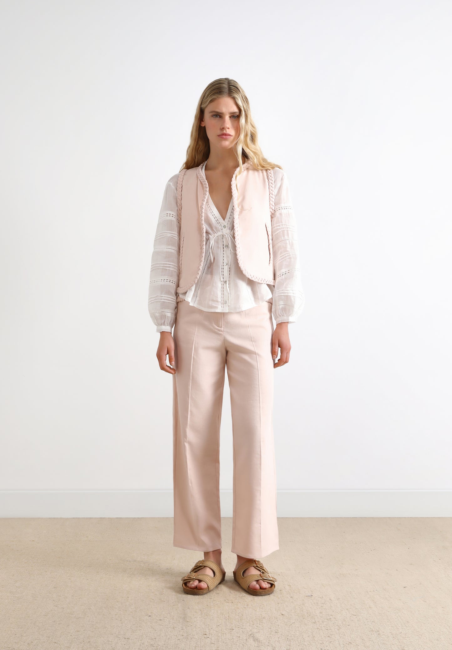 PANTALÓN LINO DETALLES TRENZADOS