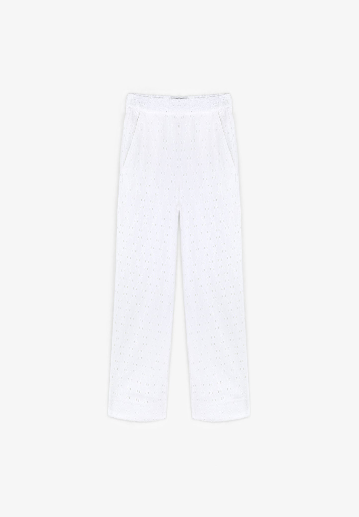 PANTALÓN DETALLES CALADOS