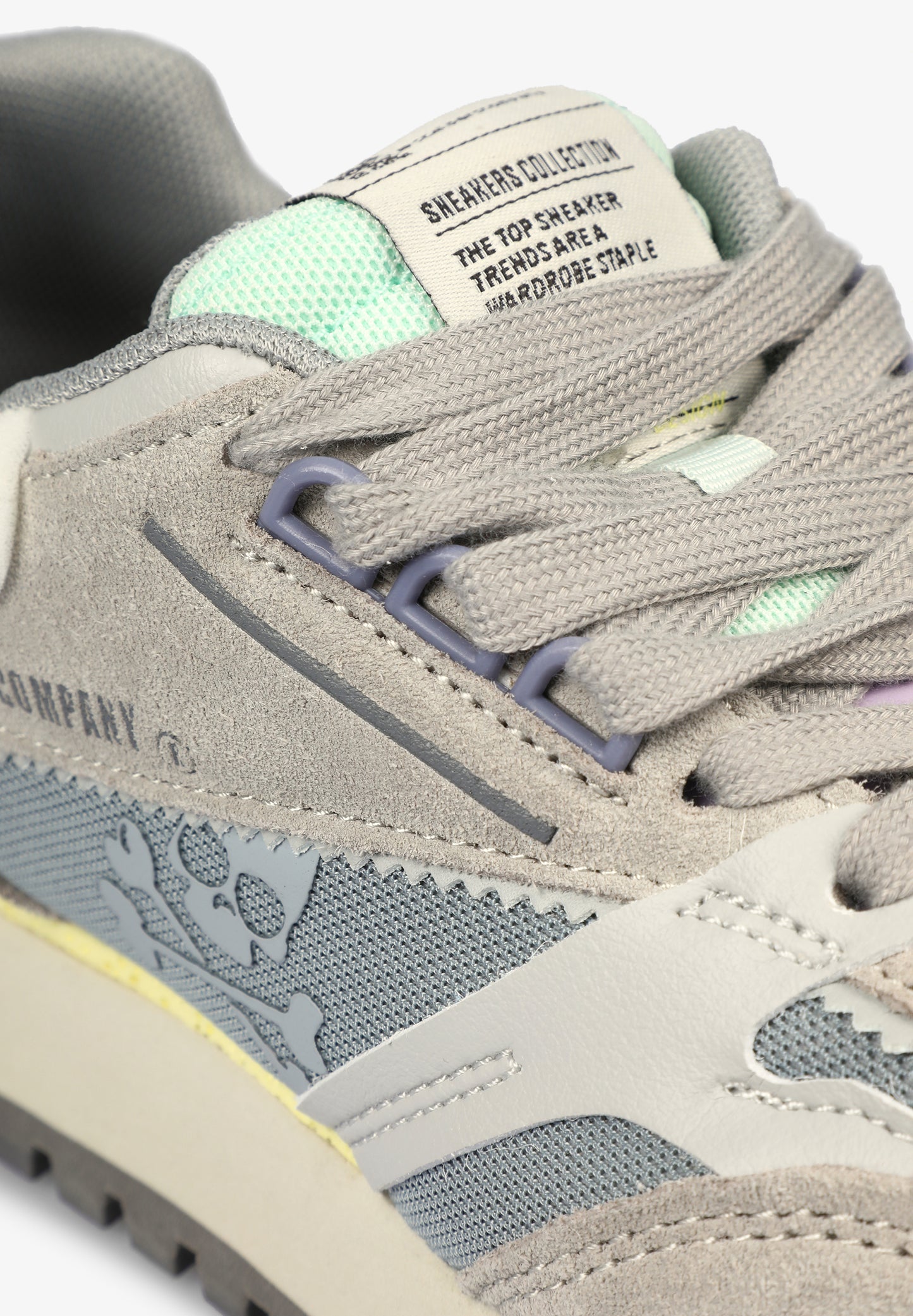 SNEAKERS SUELA DENTADA