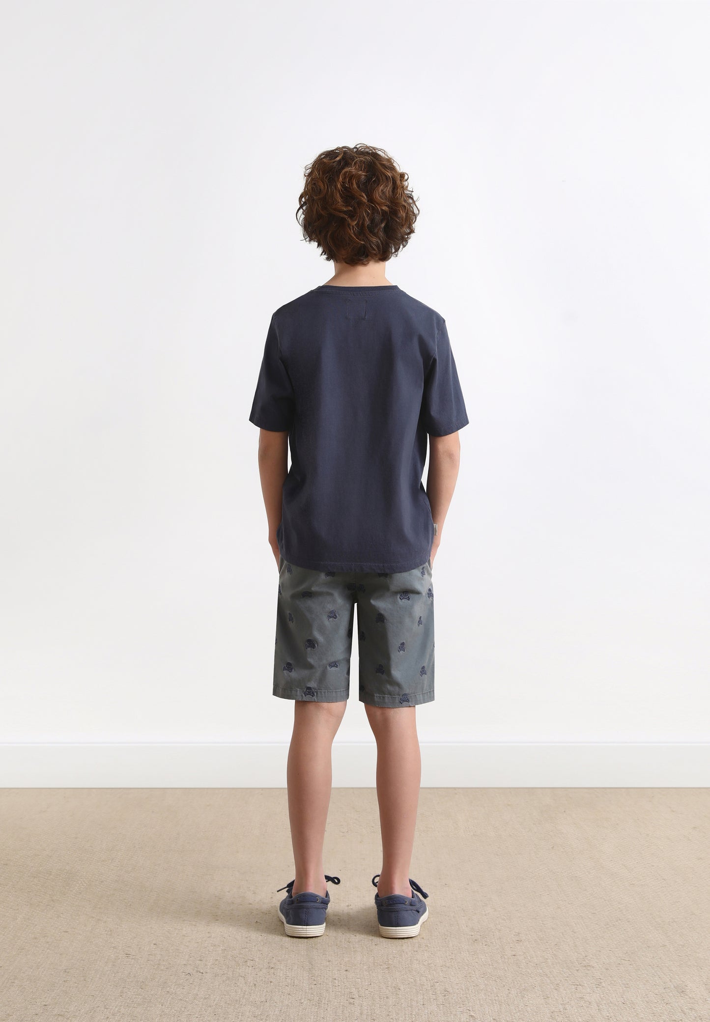 BERMUDAS CALAVERAS ALL OVER