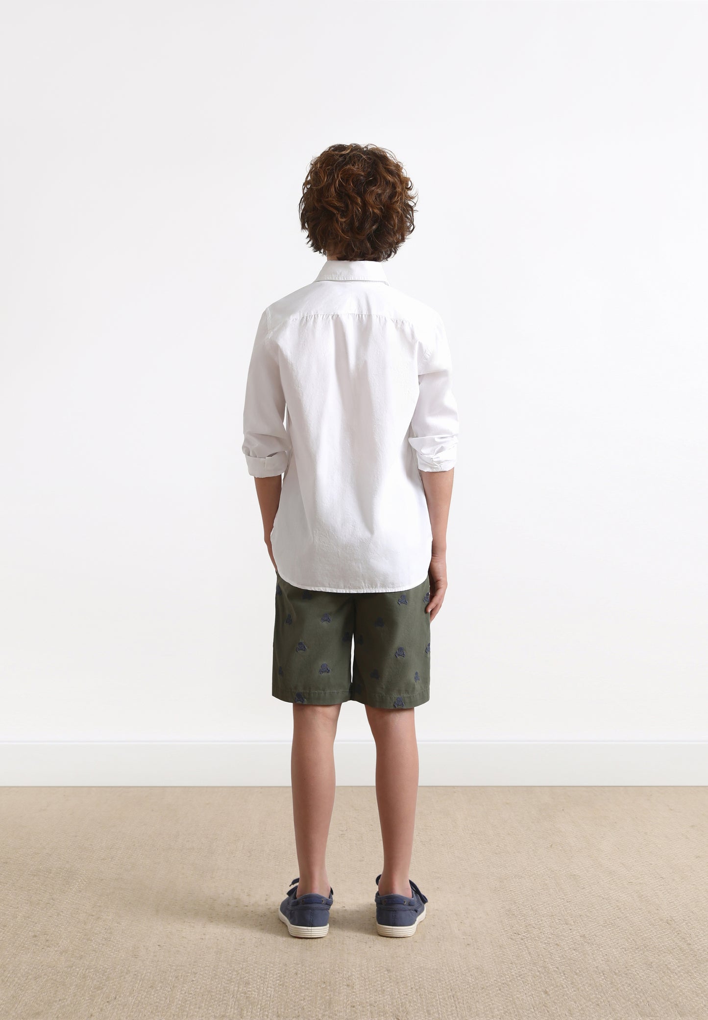 BERMUDAS CALAVERAS ALL OVER