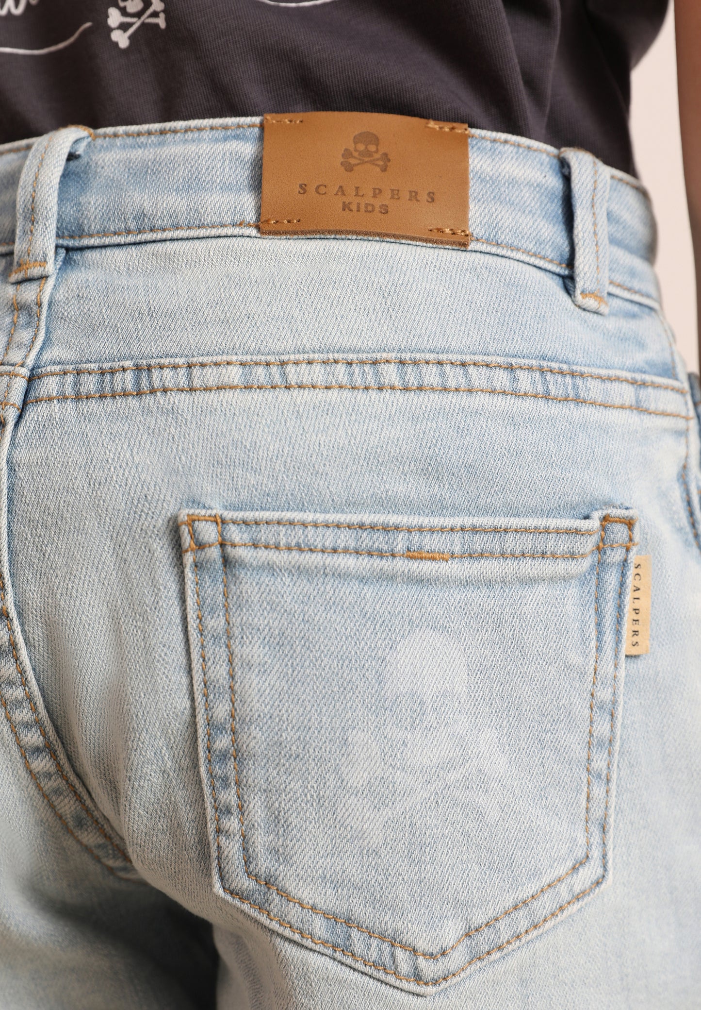 PANTALÓN VAQUERO