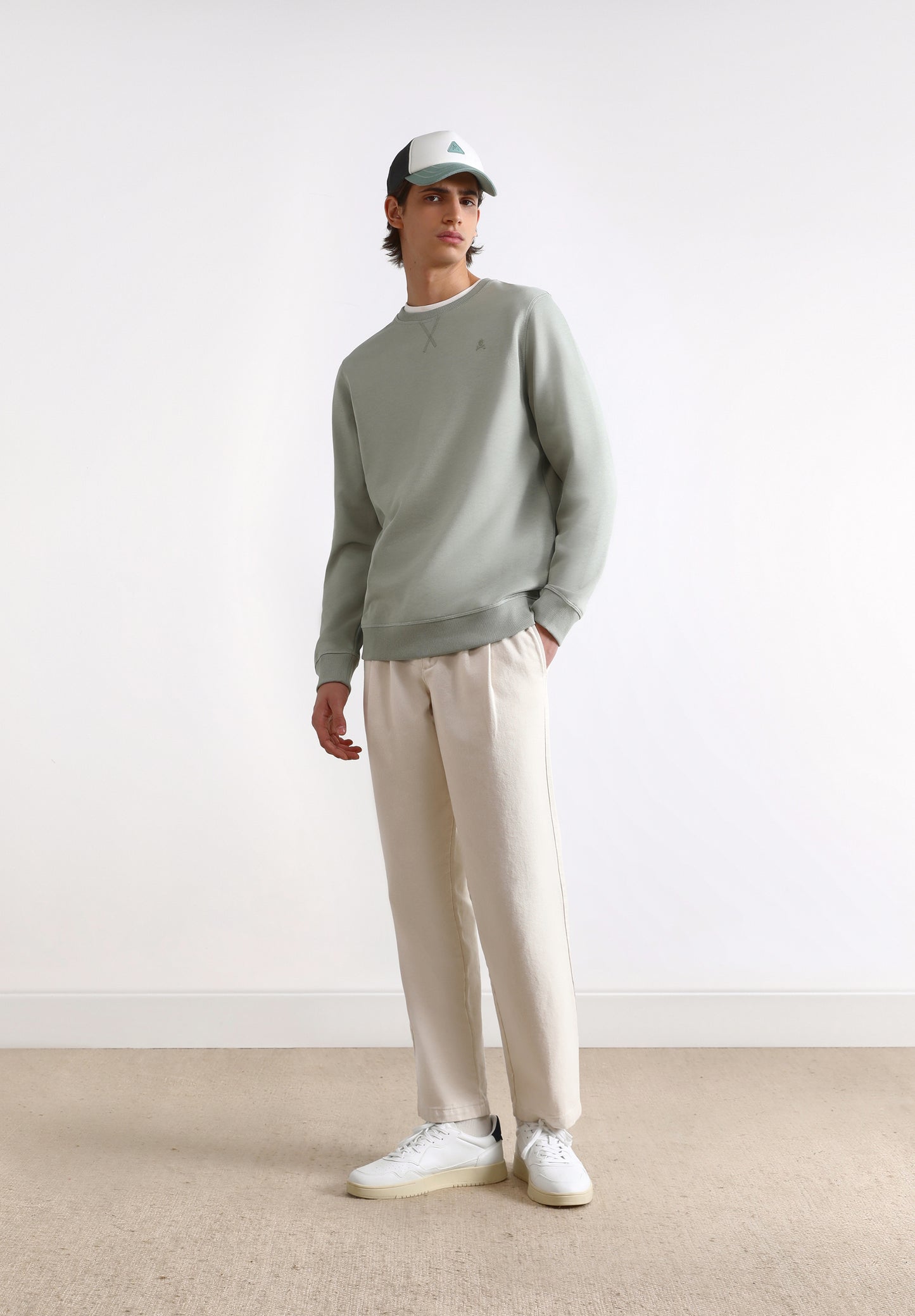 SUDADERA BÁSICA CALAVERA