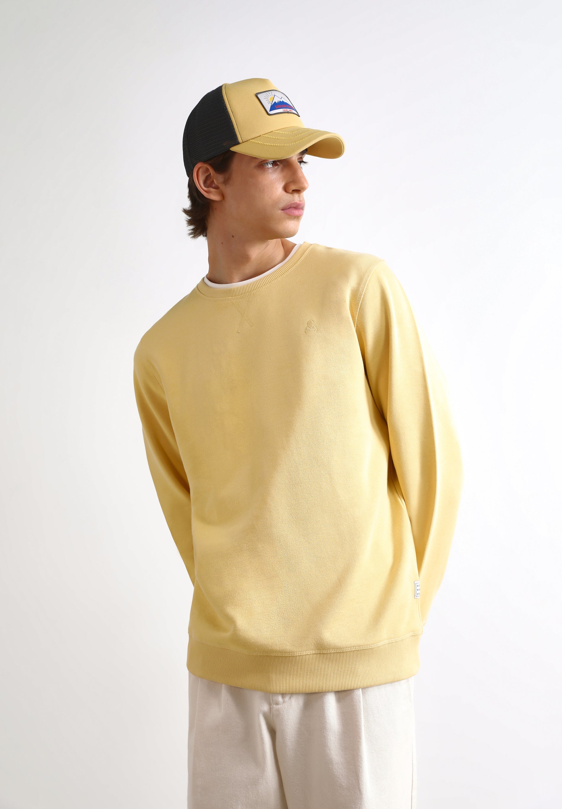 SUDADERA BÁSICA CALAVERA