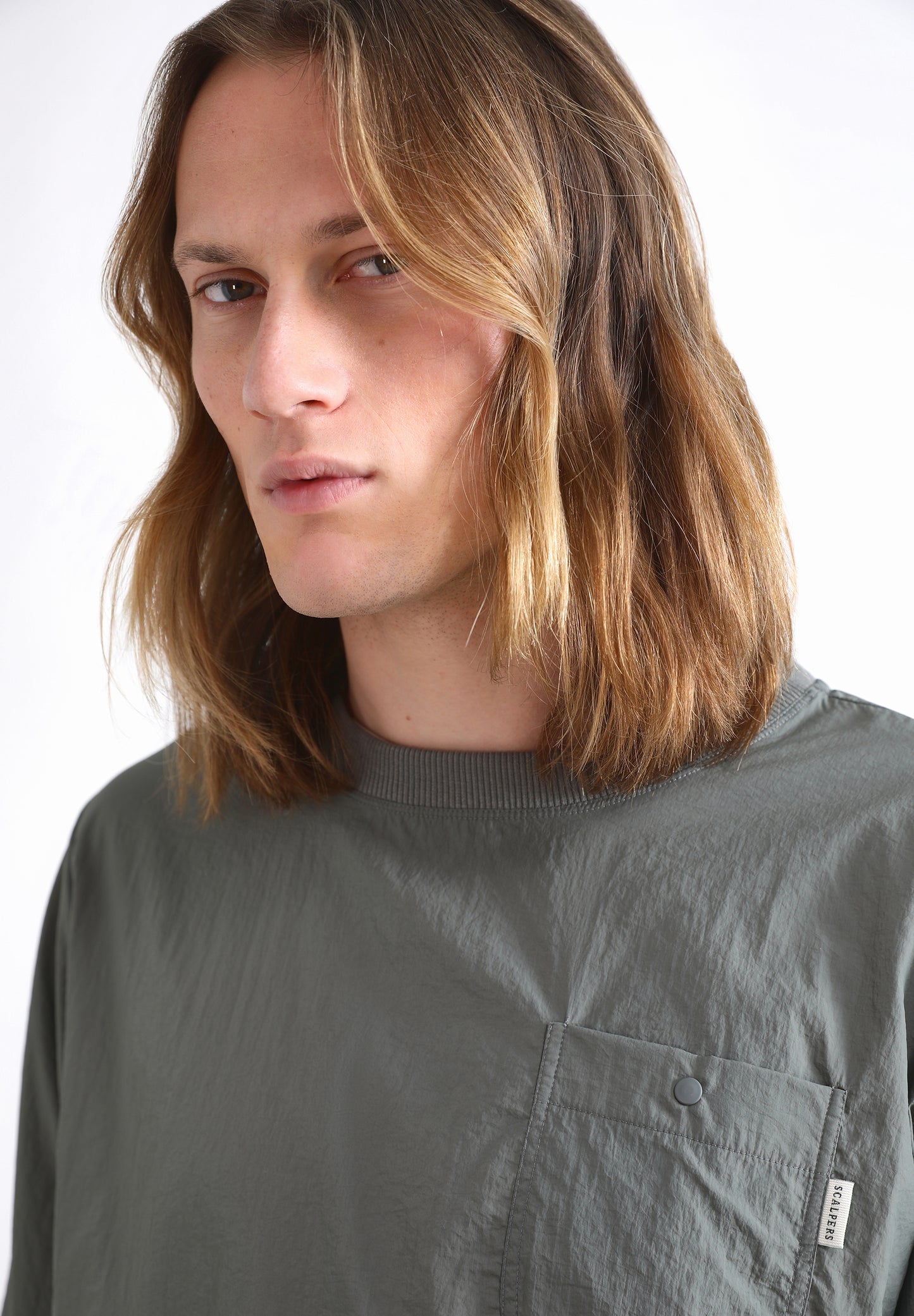 SUDADERA PREMIUM LIGERA TÉCNICA