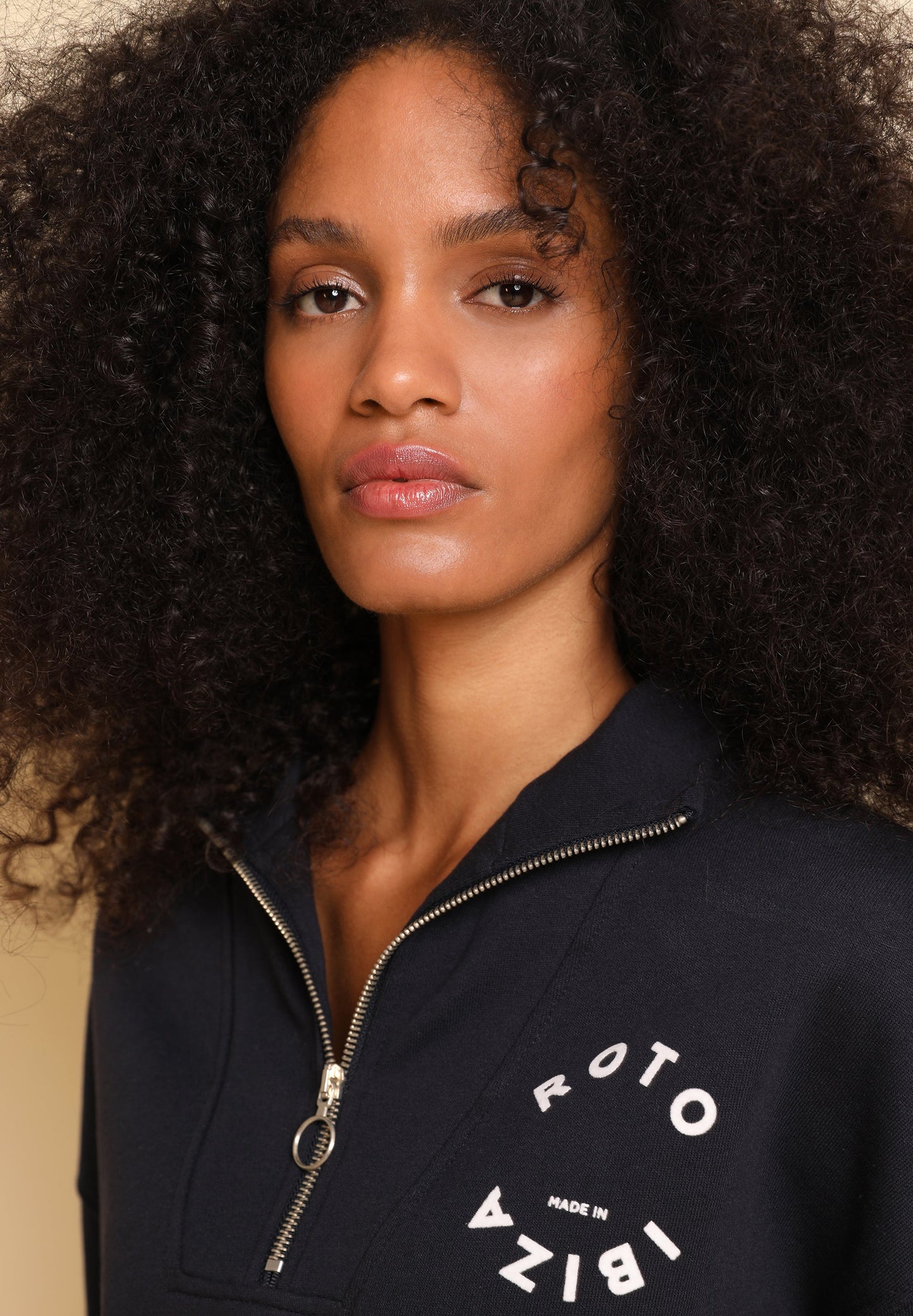 ROTO | SUDADERA CREMALLERA