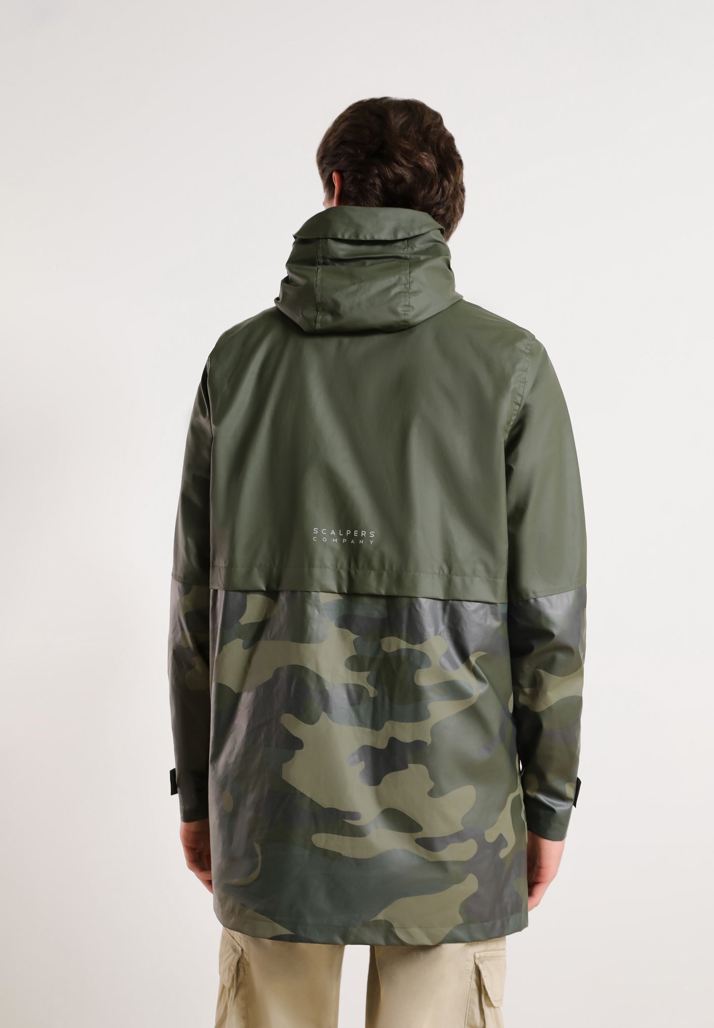 PARKA IMPERMEABLE CAMUFLAJE