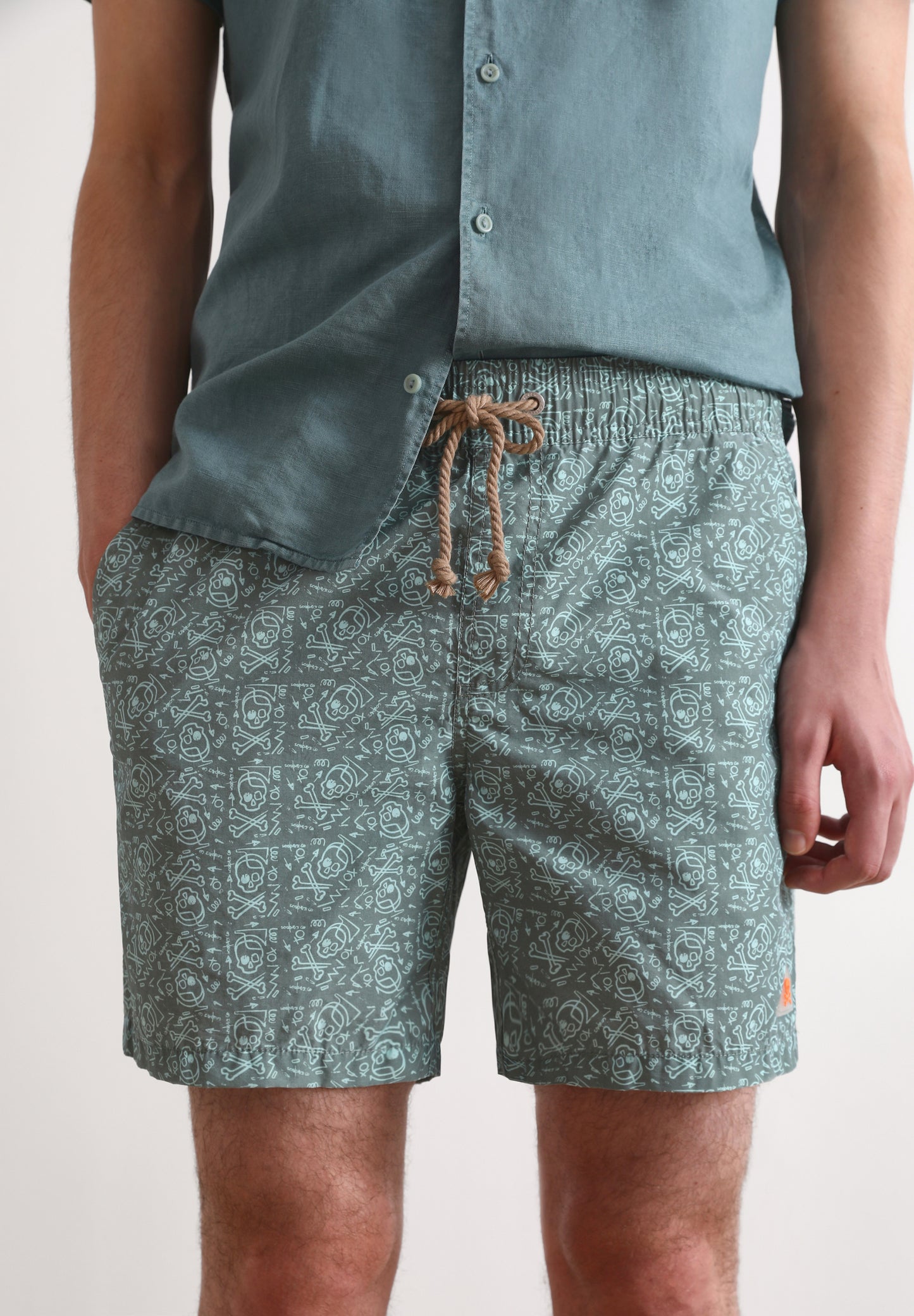 BAÑADOR DIBUJO CALAVERAS