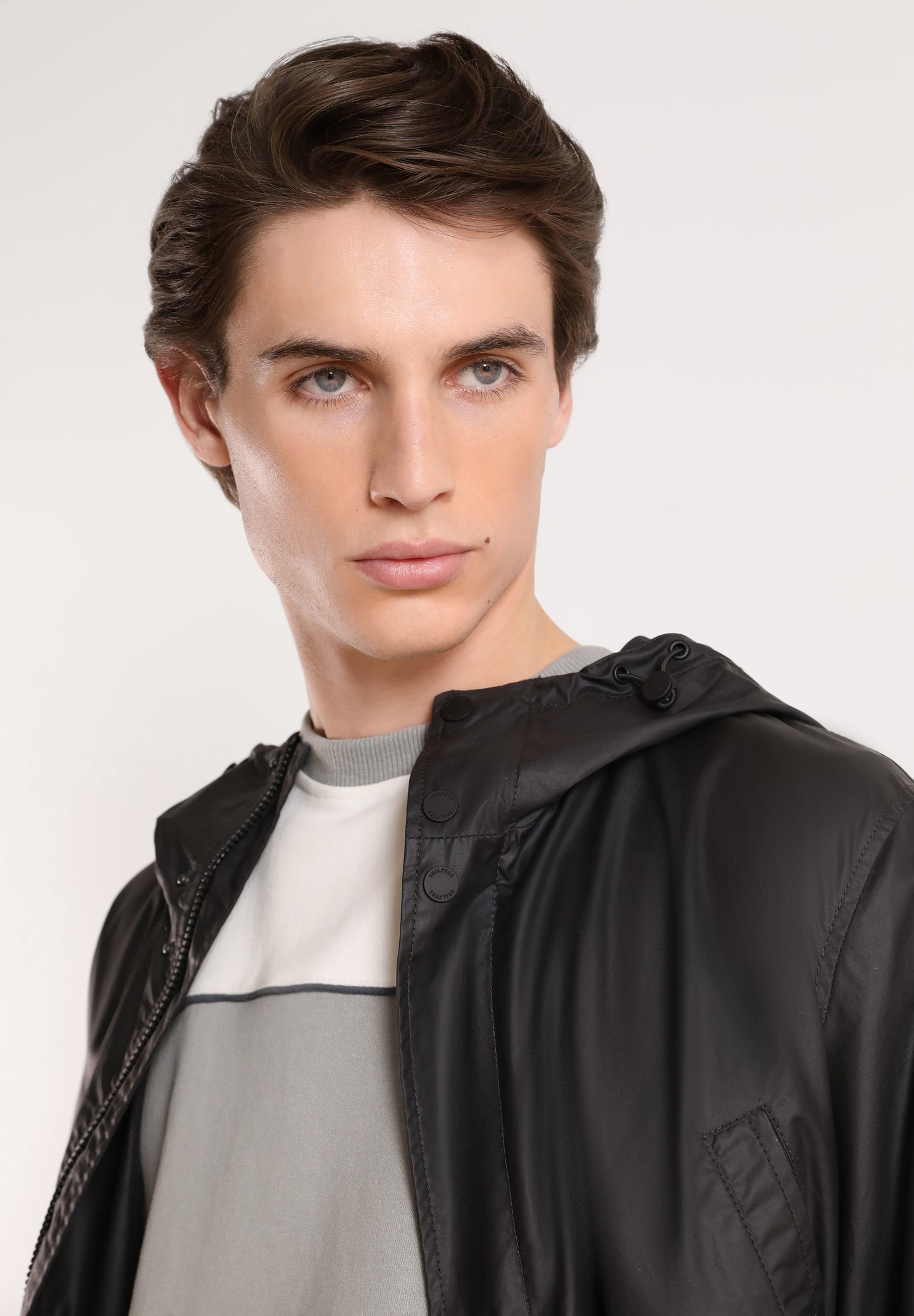 PARKA ENCERADA CAPUCHA