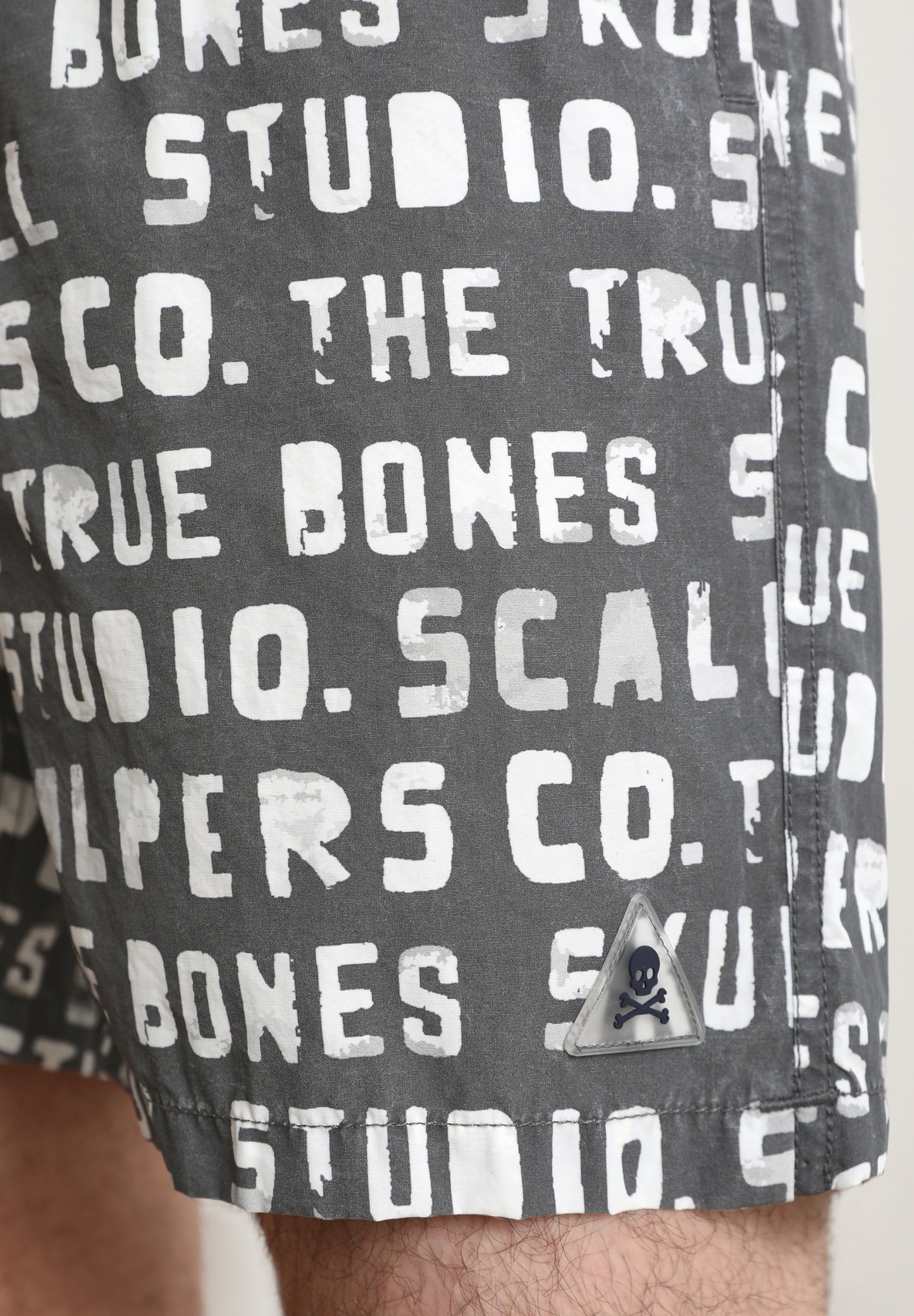 BAÑADOR PRINT TEXTO