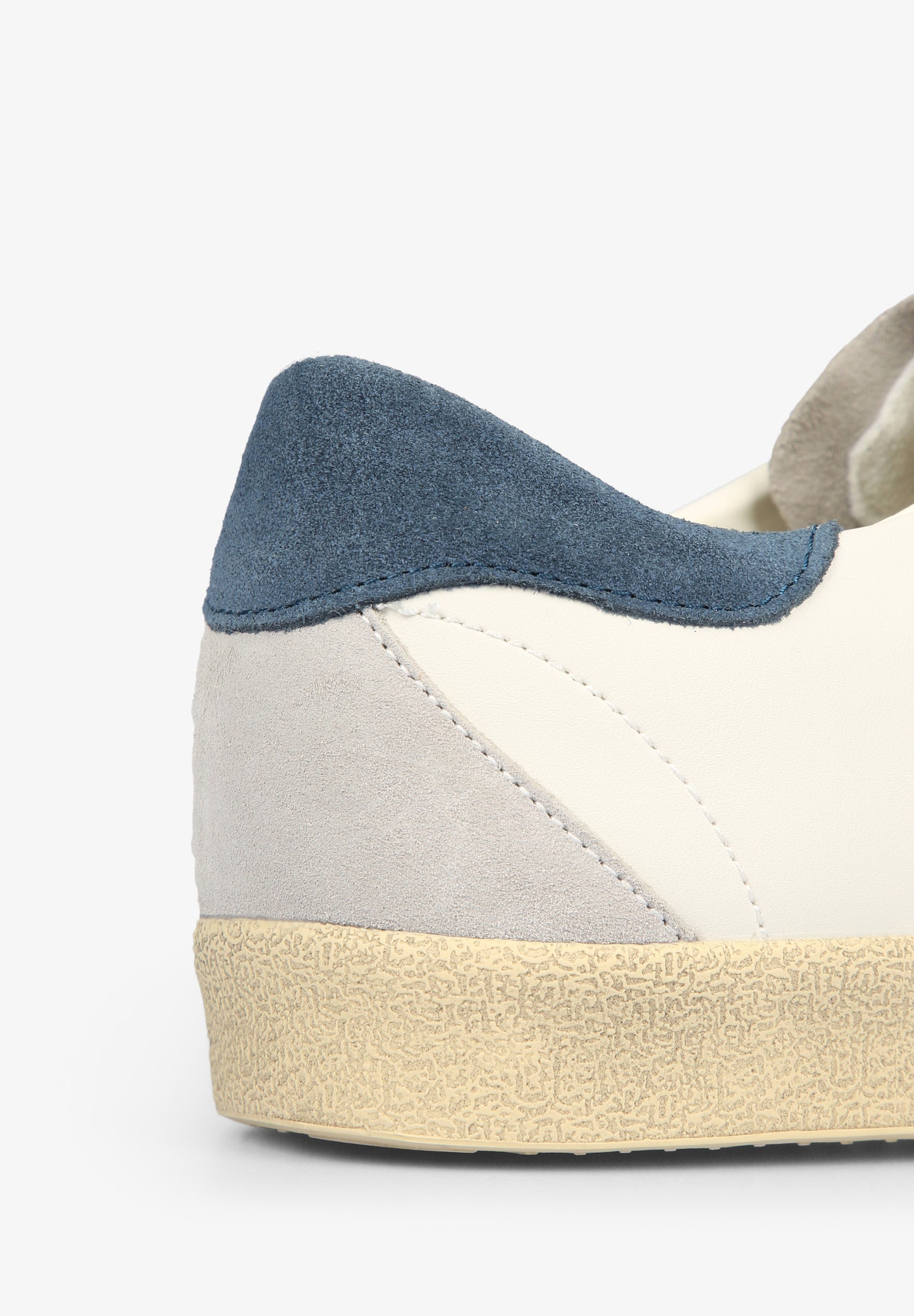 SNEAKERS CORDONES CONTRASTE