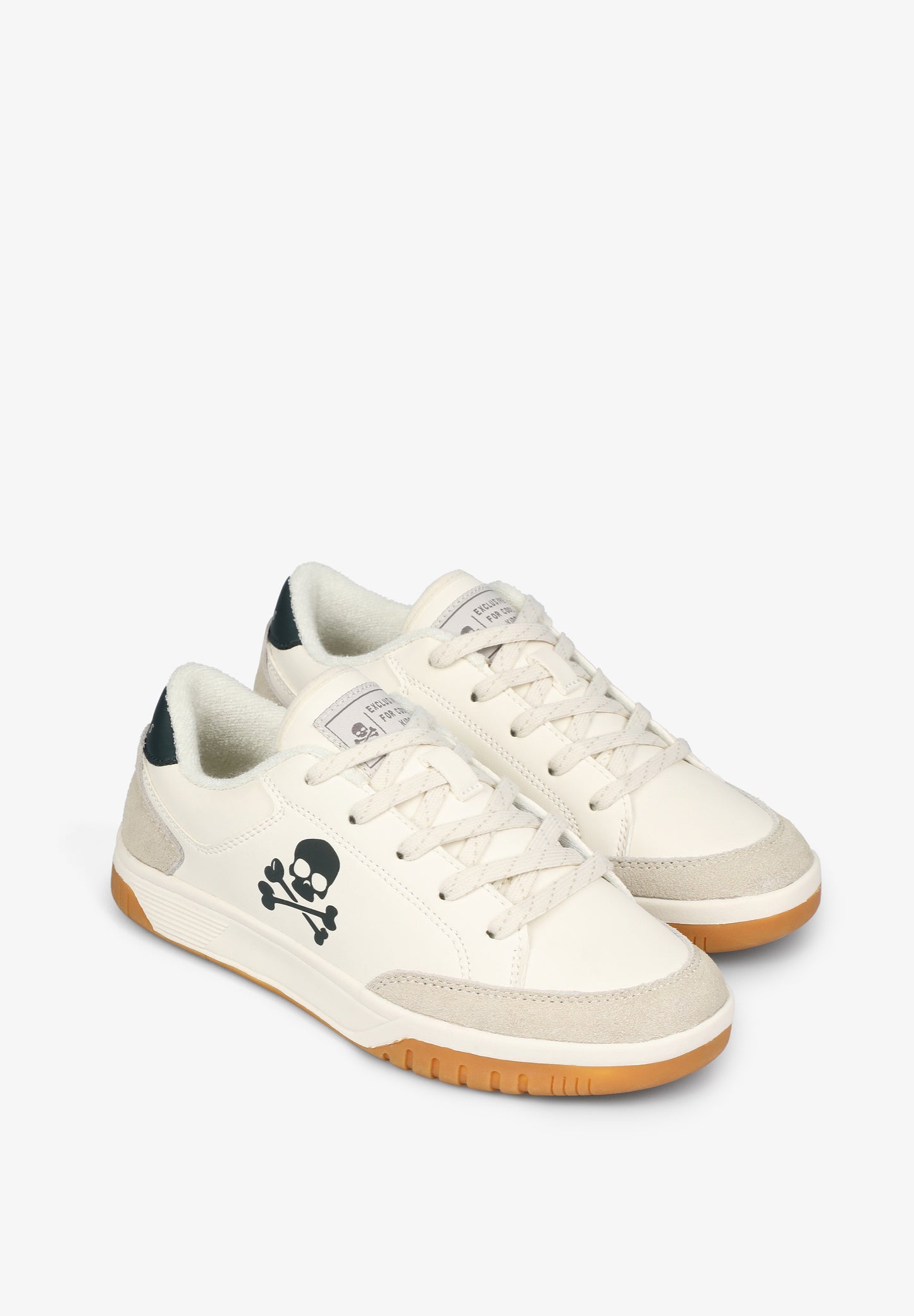 SNEAKERS CALAVERA CONTRASTE