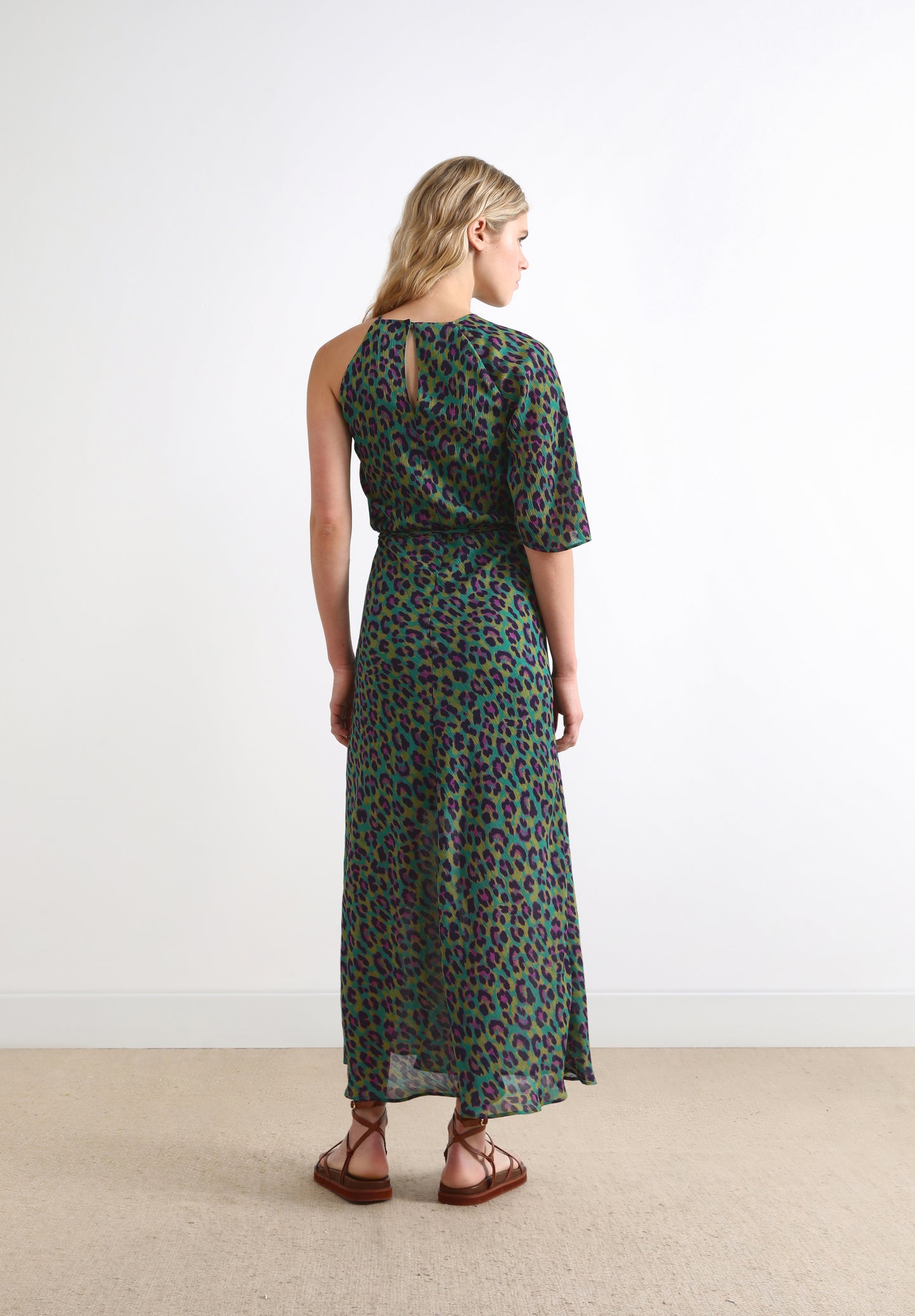 VESTIDO LARGO ASIMÉTRICO ANIMAL PRINT